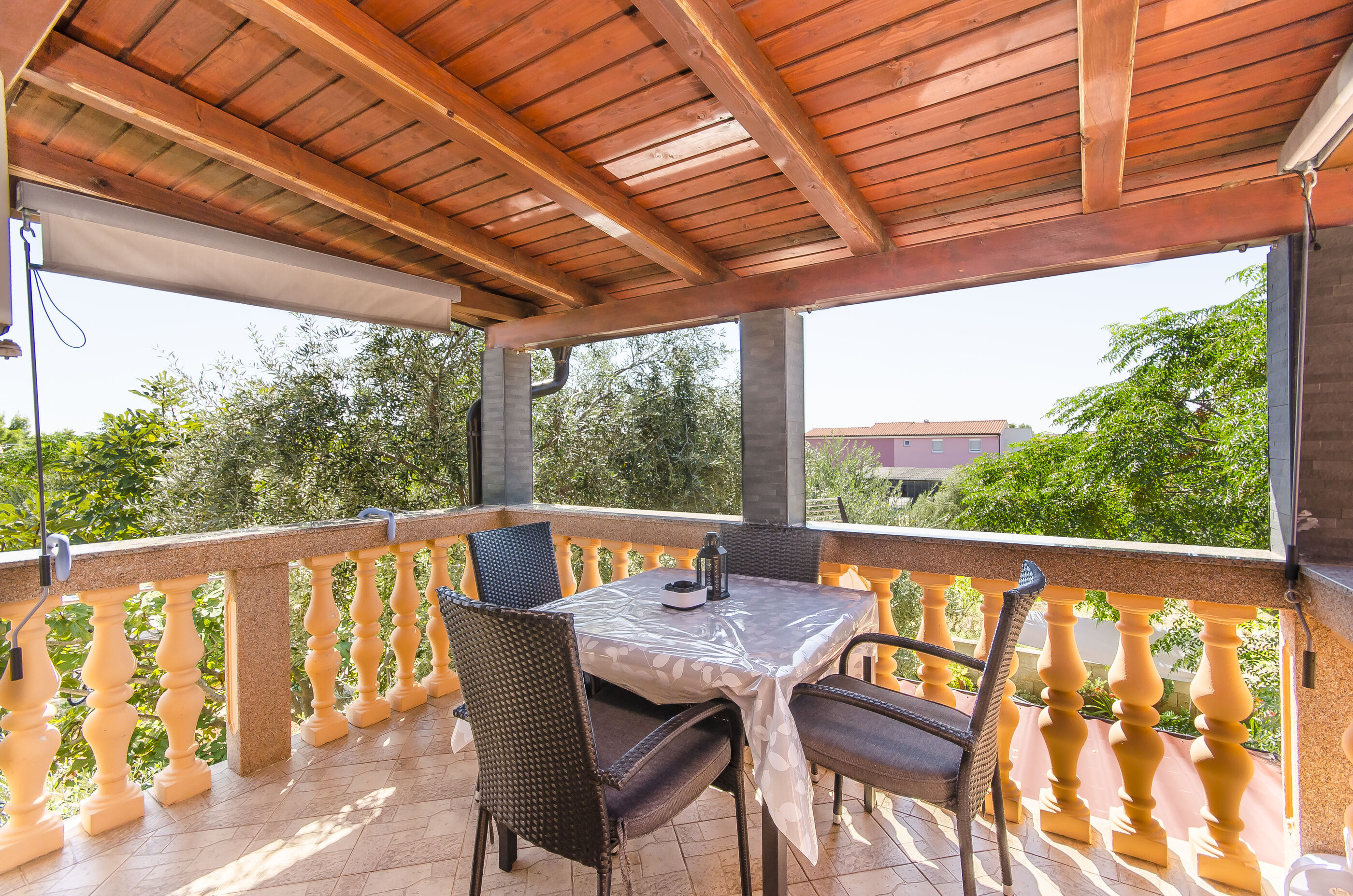 Apartments Lovely Courtyard 114671-A1