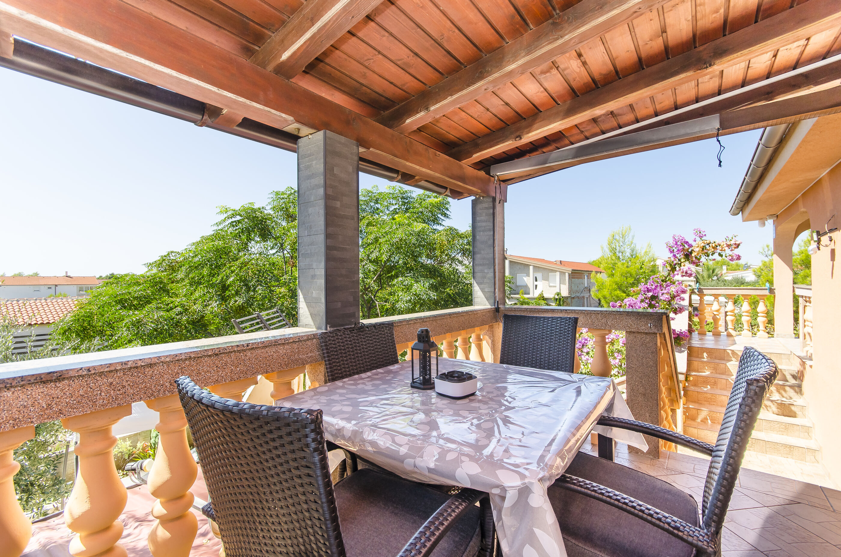 Apartments Lovely Courtyard 114671-A1