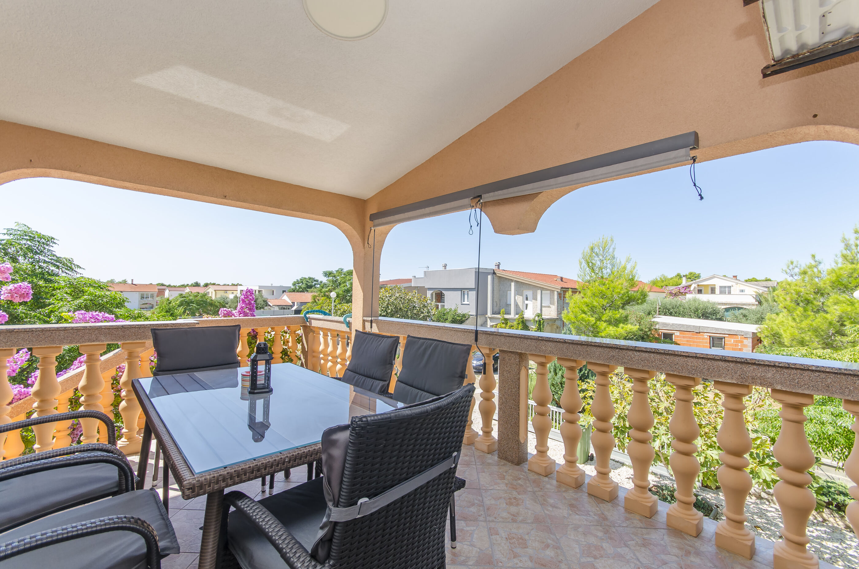 Apartments Lovely Courtyard 114671-A2