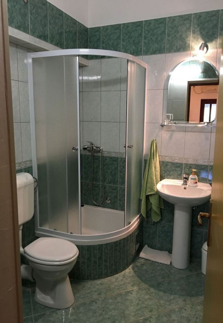 Apartments Antisa 10228-A2