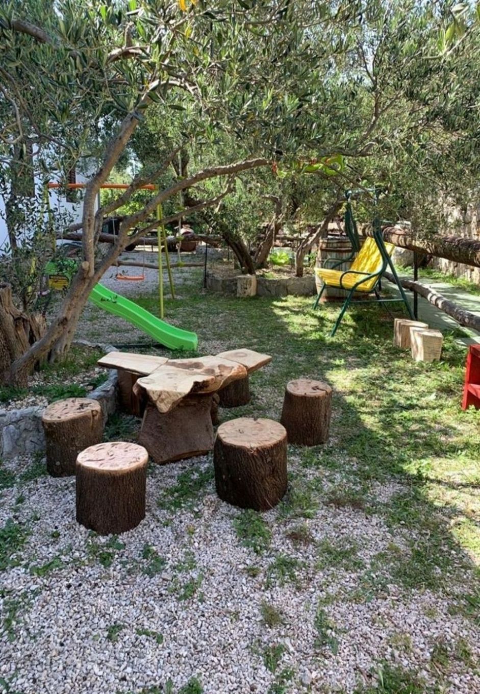 Apartments Antisa 10228-A2