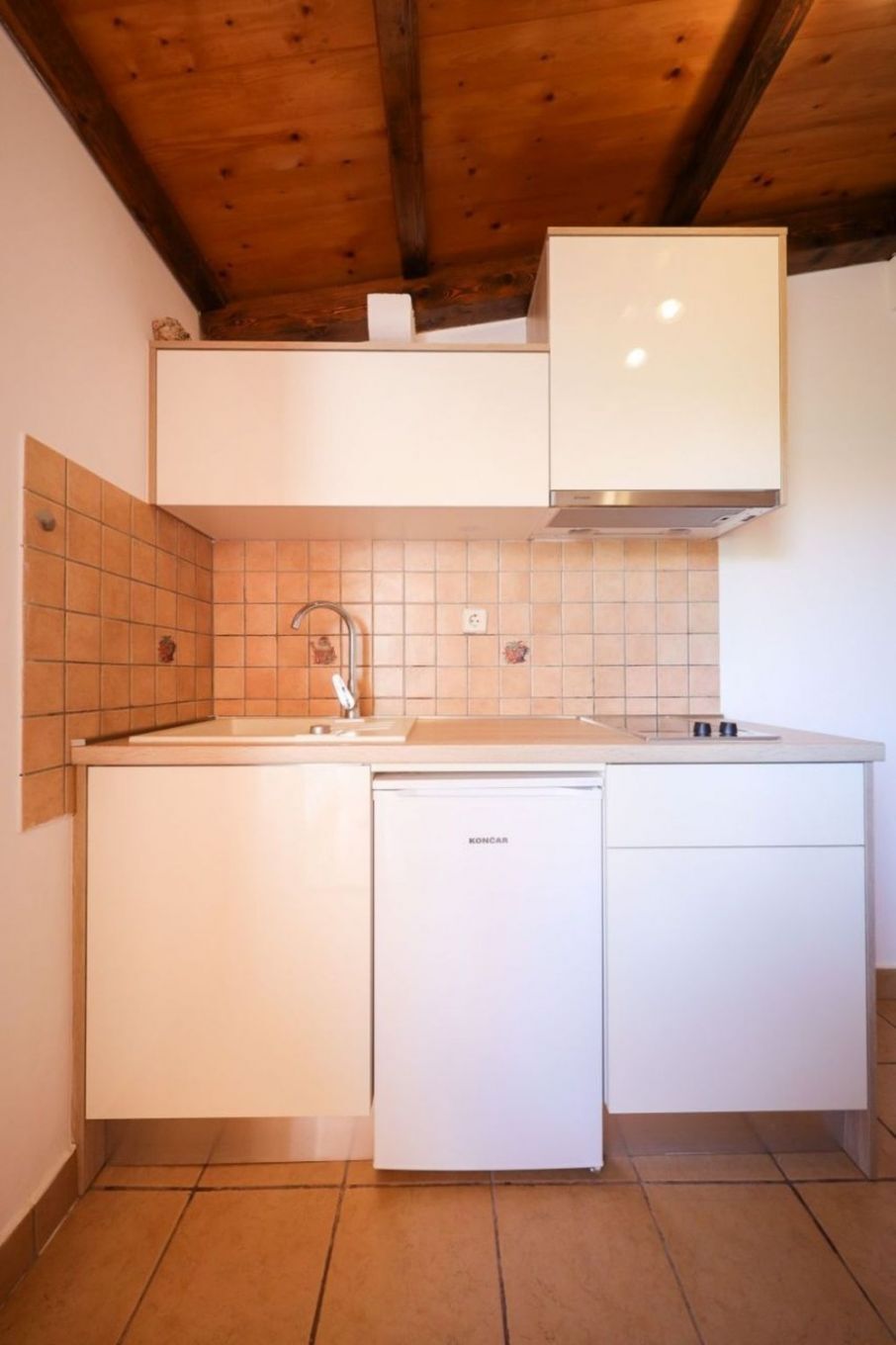 Apartments Vesna 104841-A1