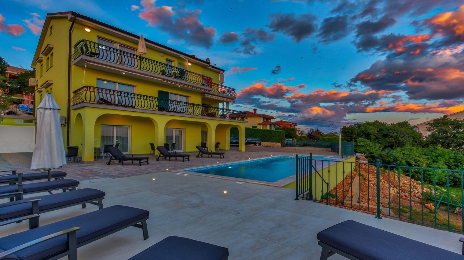 Apartments Igor 112821-A6