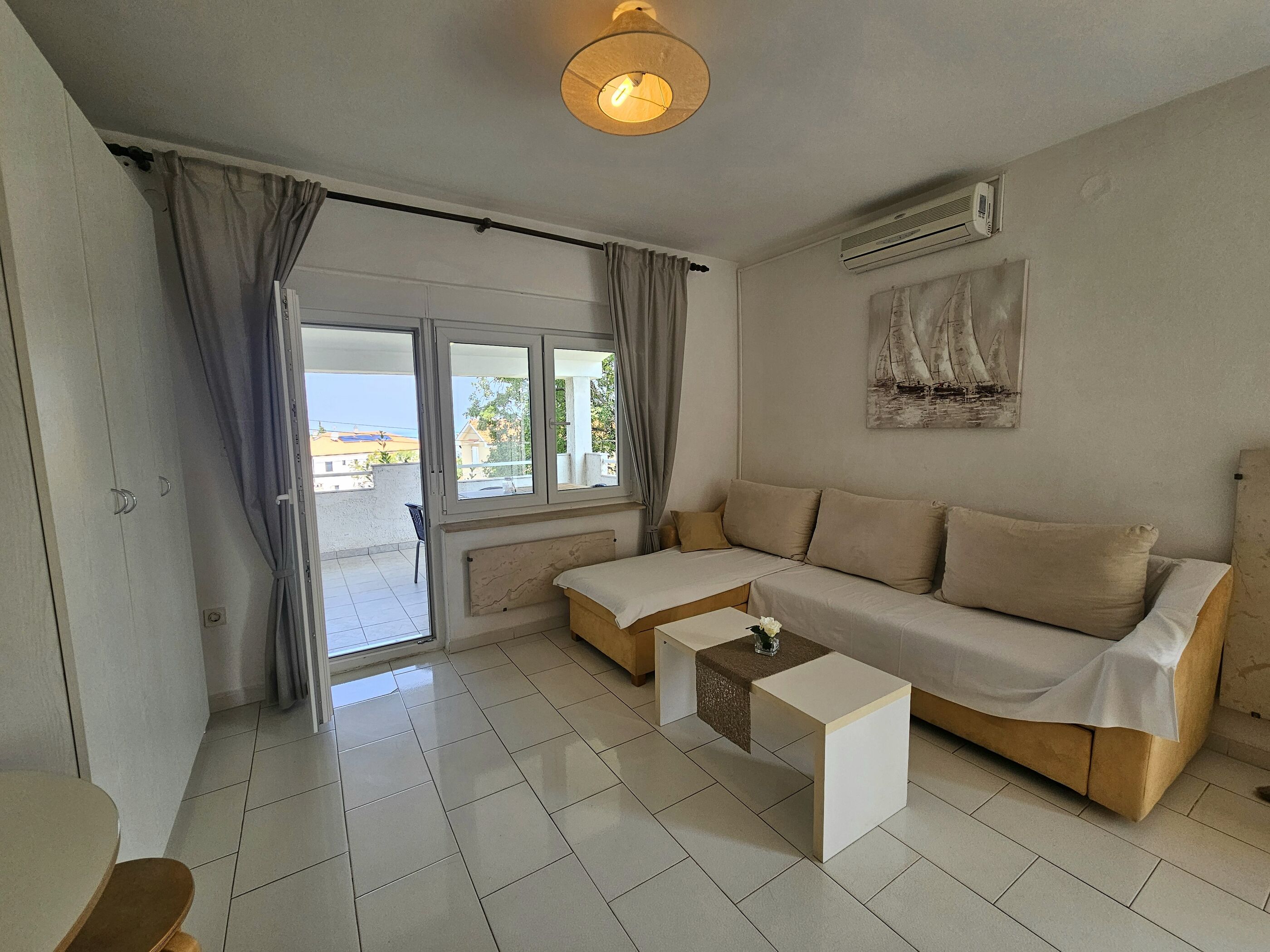 Apartment Buza 63351-A1