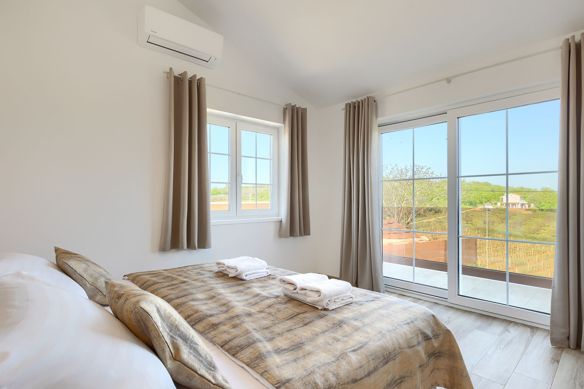 Villa Marilena s bazenom 91301-K1