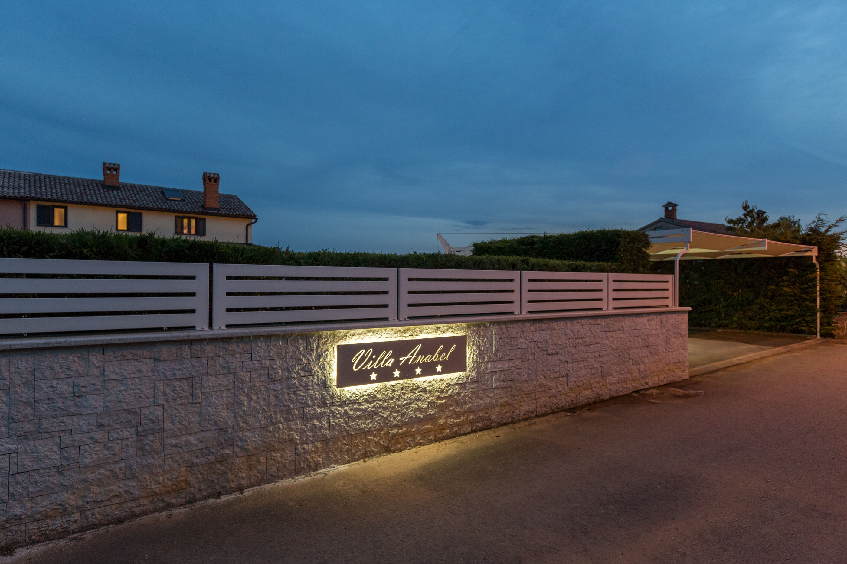 Villa Anabel s bazenom i whirlpool-om 114681-K1