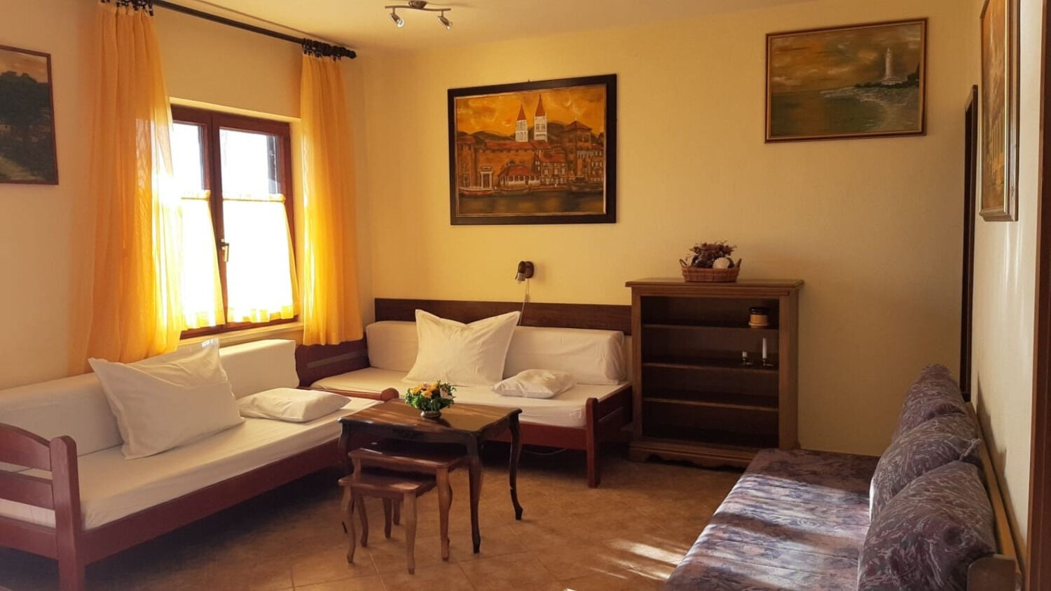 Apartments Ante 10767-A1