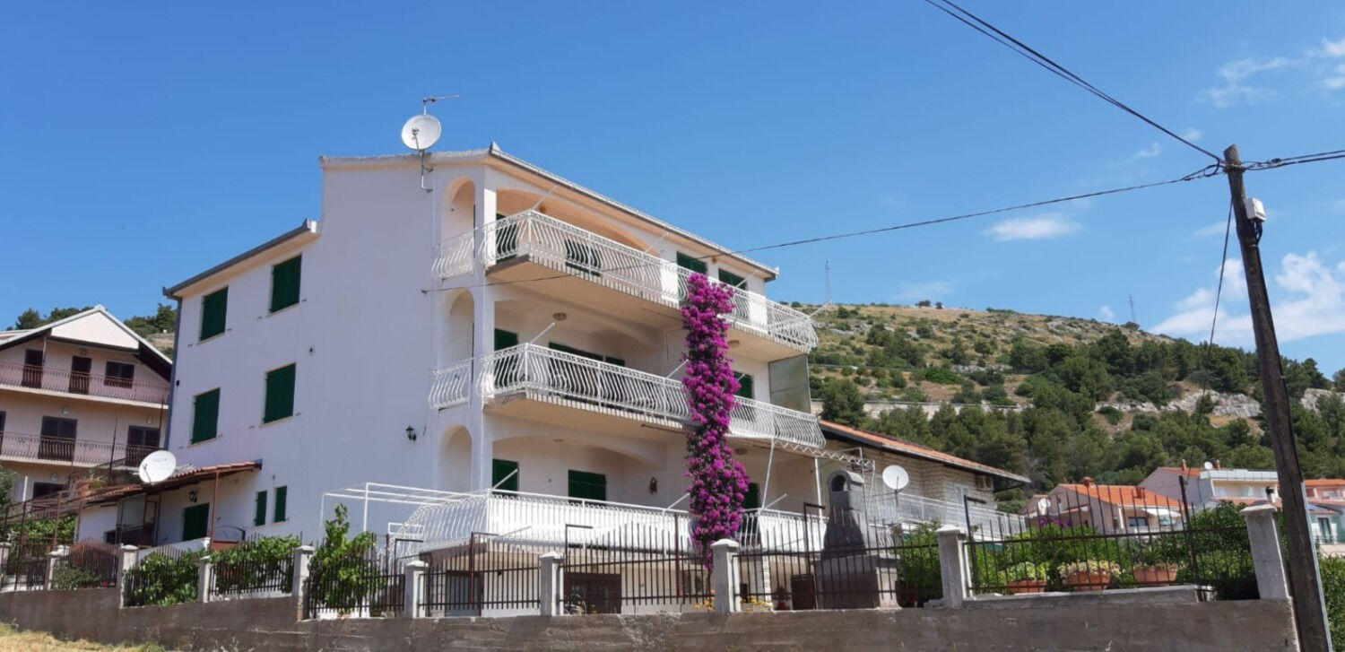 Apartments Ante 10767-A3