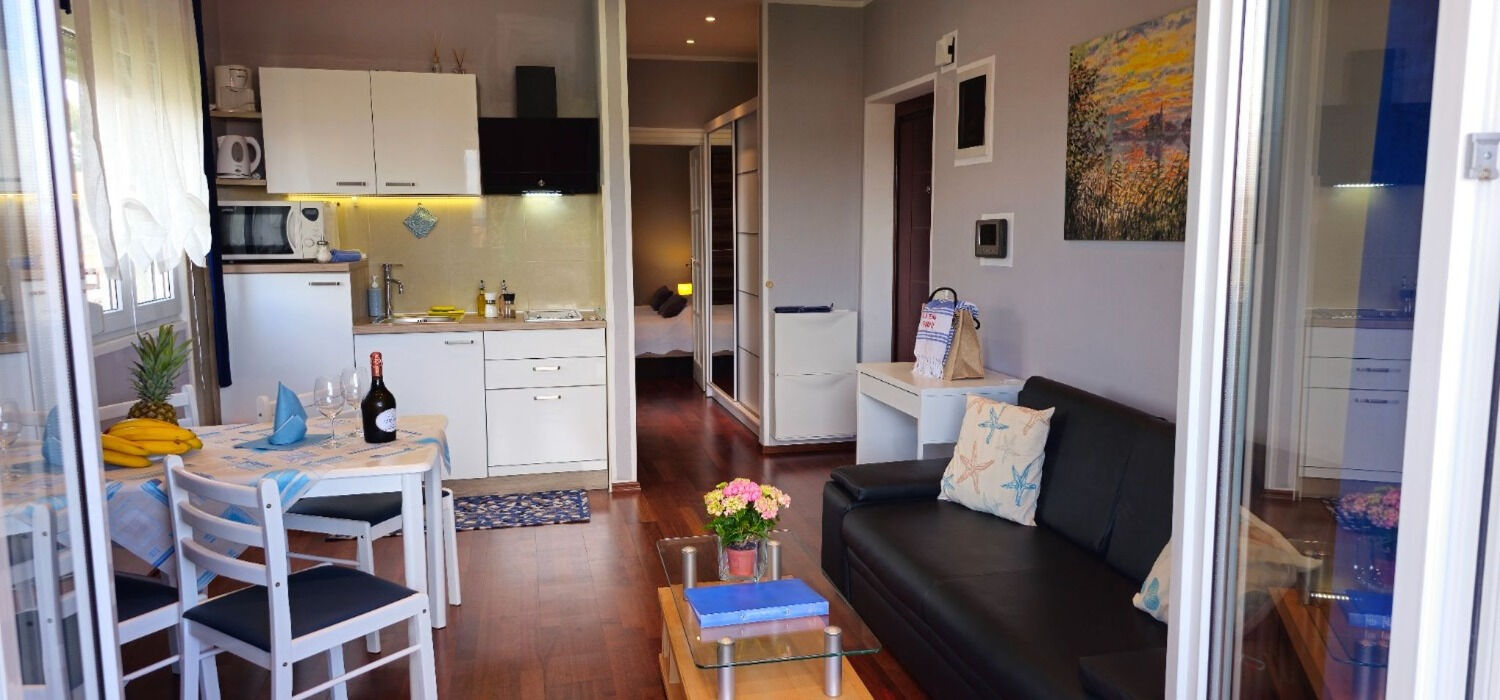 Apartments Ena 111351-A2