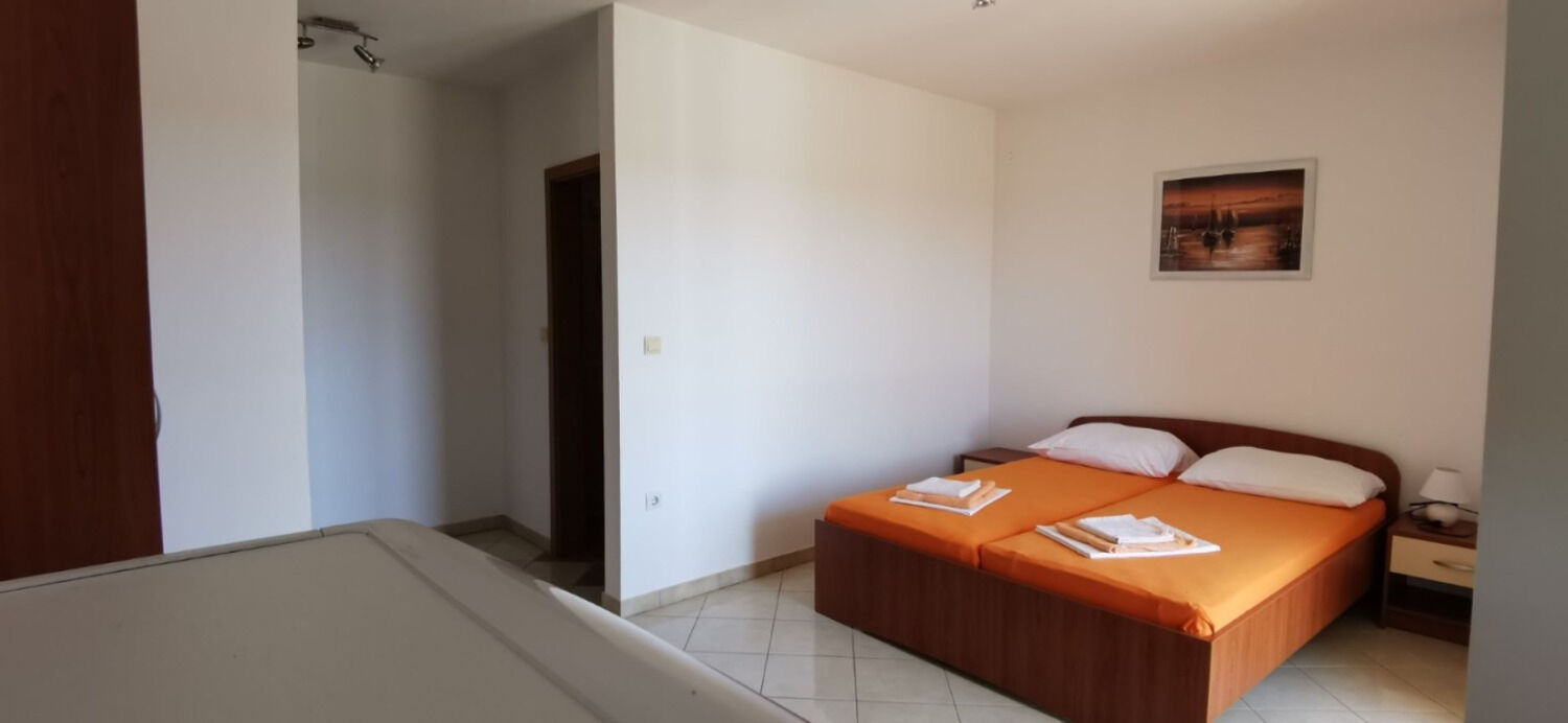 Apartments Gorgi 111501-A2