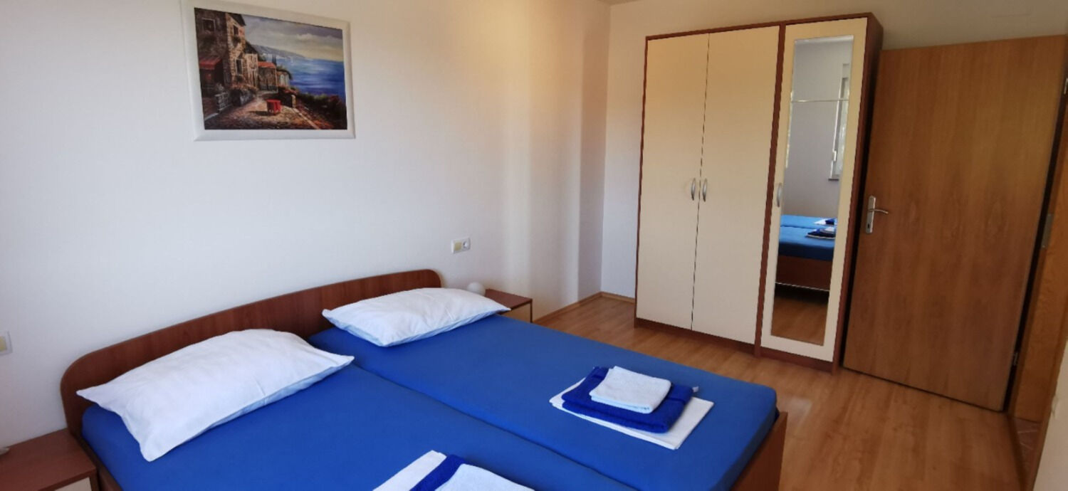 Apartments Gorgi 111501-A3