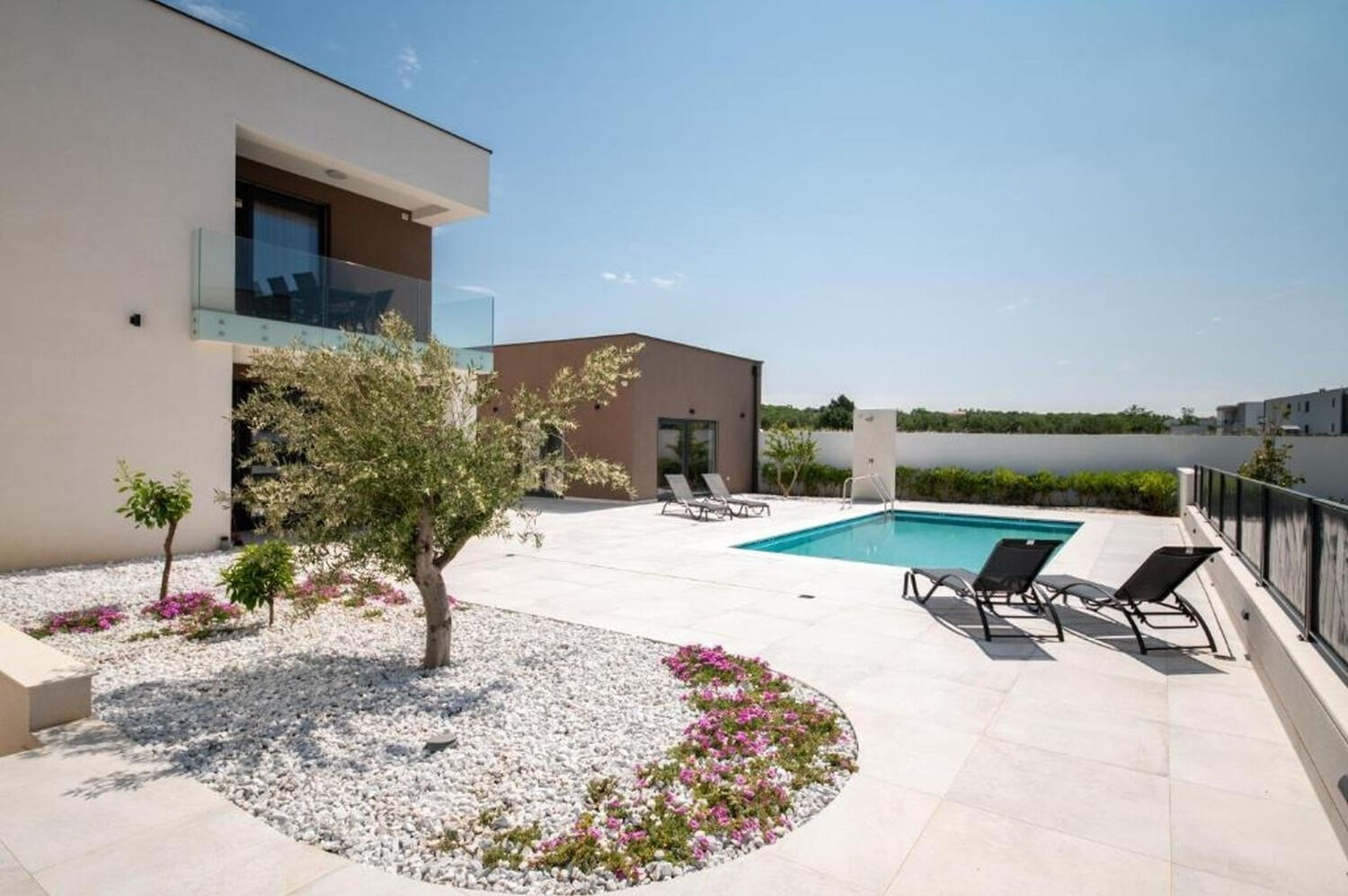 Apartments Vrsi 112531-A3