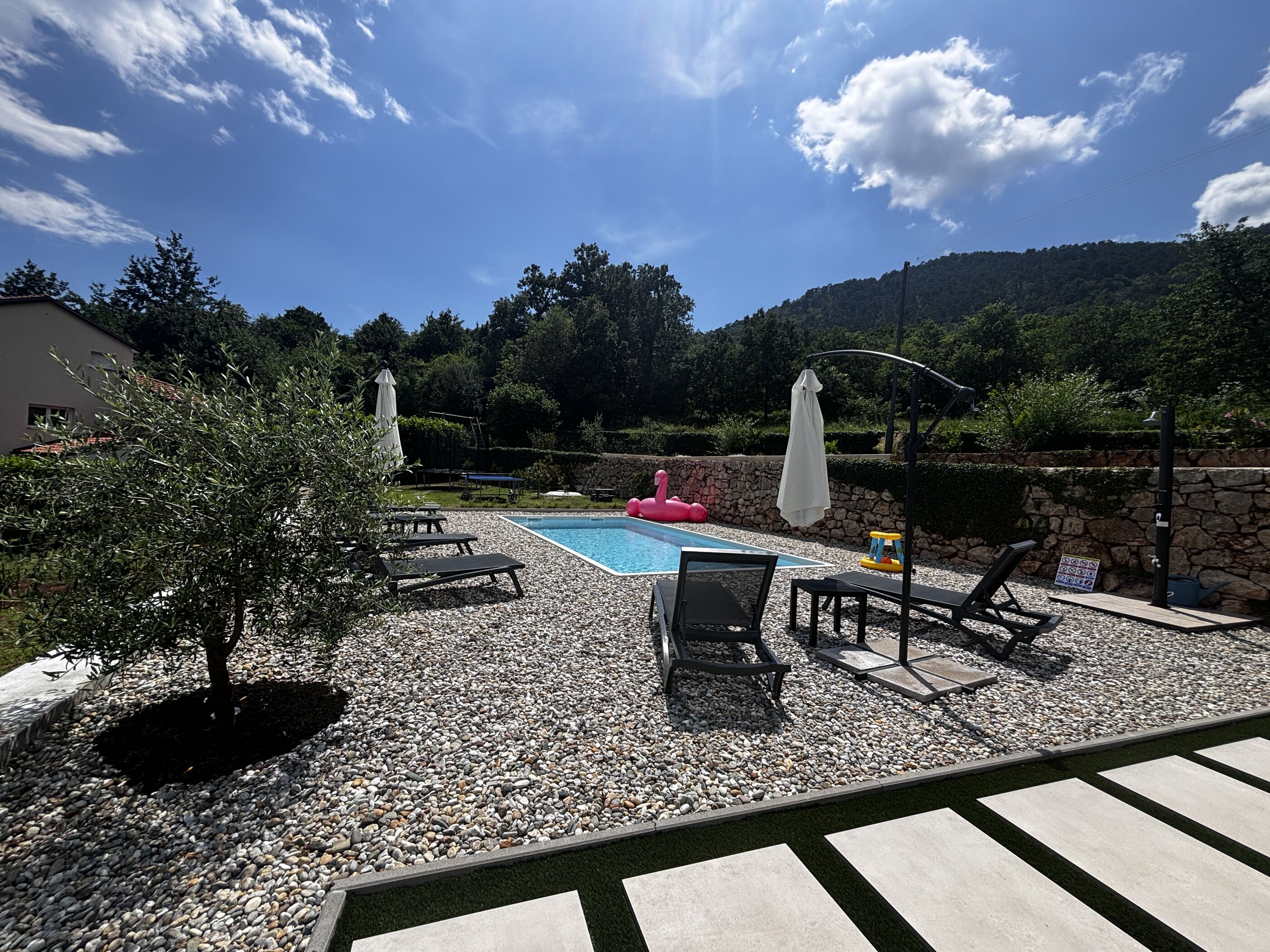 Apartment Aria 100571-A1