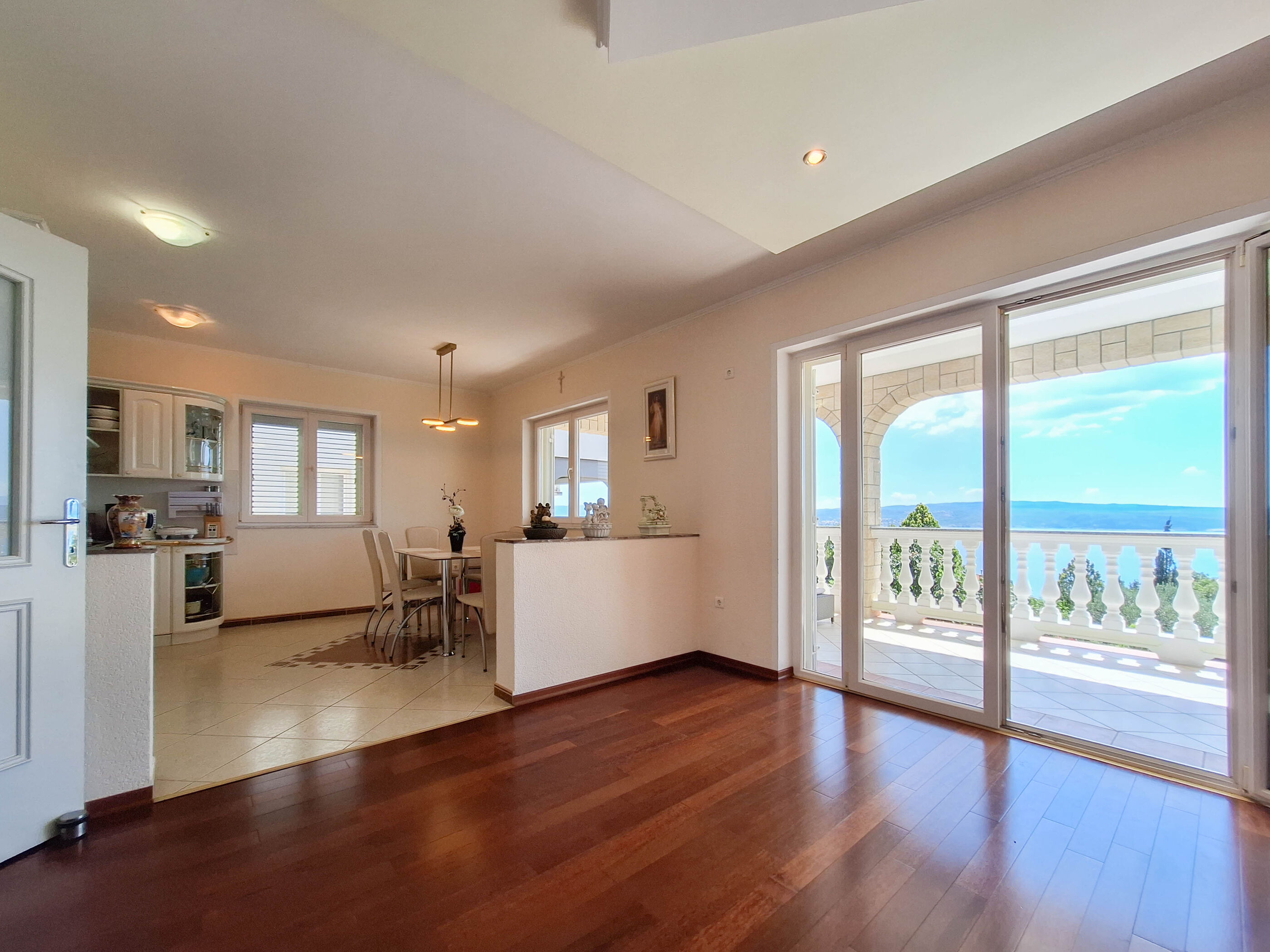 Apartments RUZA 62555-A2