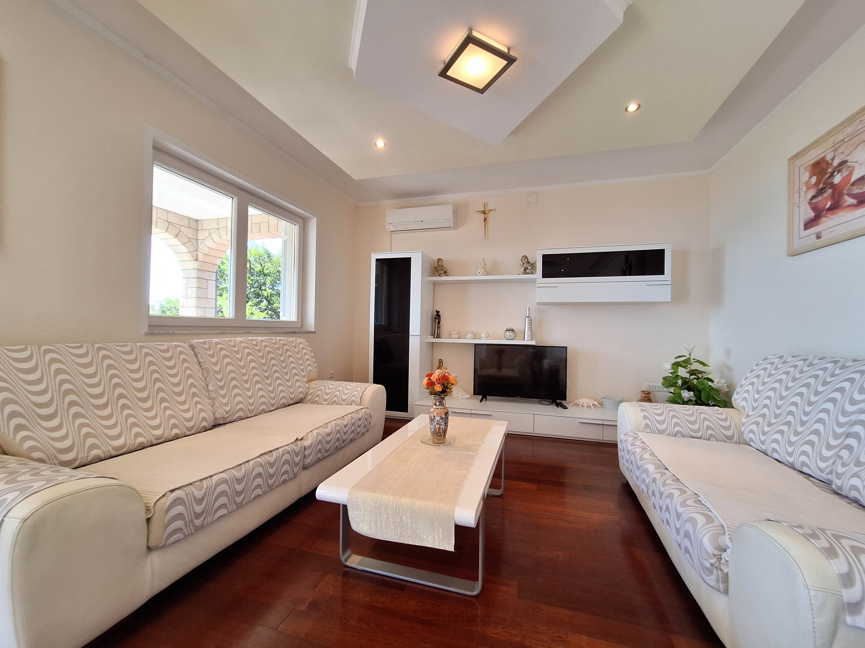 Apartments RUZA 62555-A2