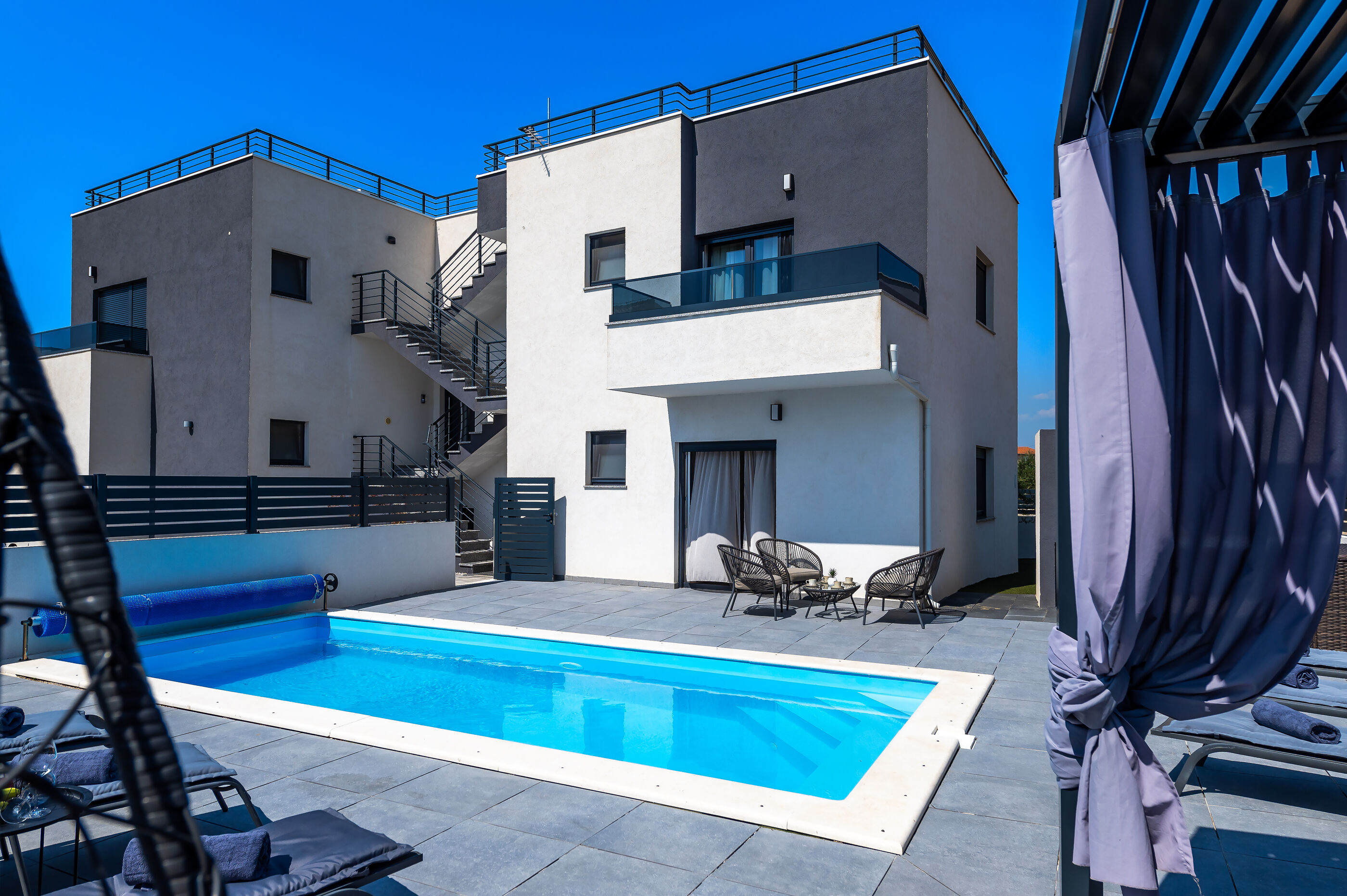 Villa Luxe V9361-K1