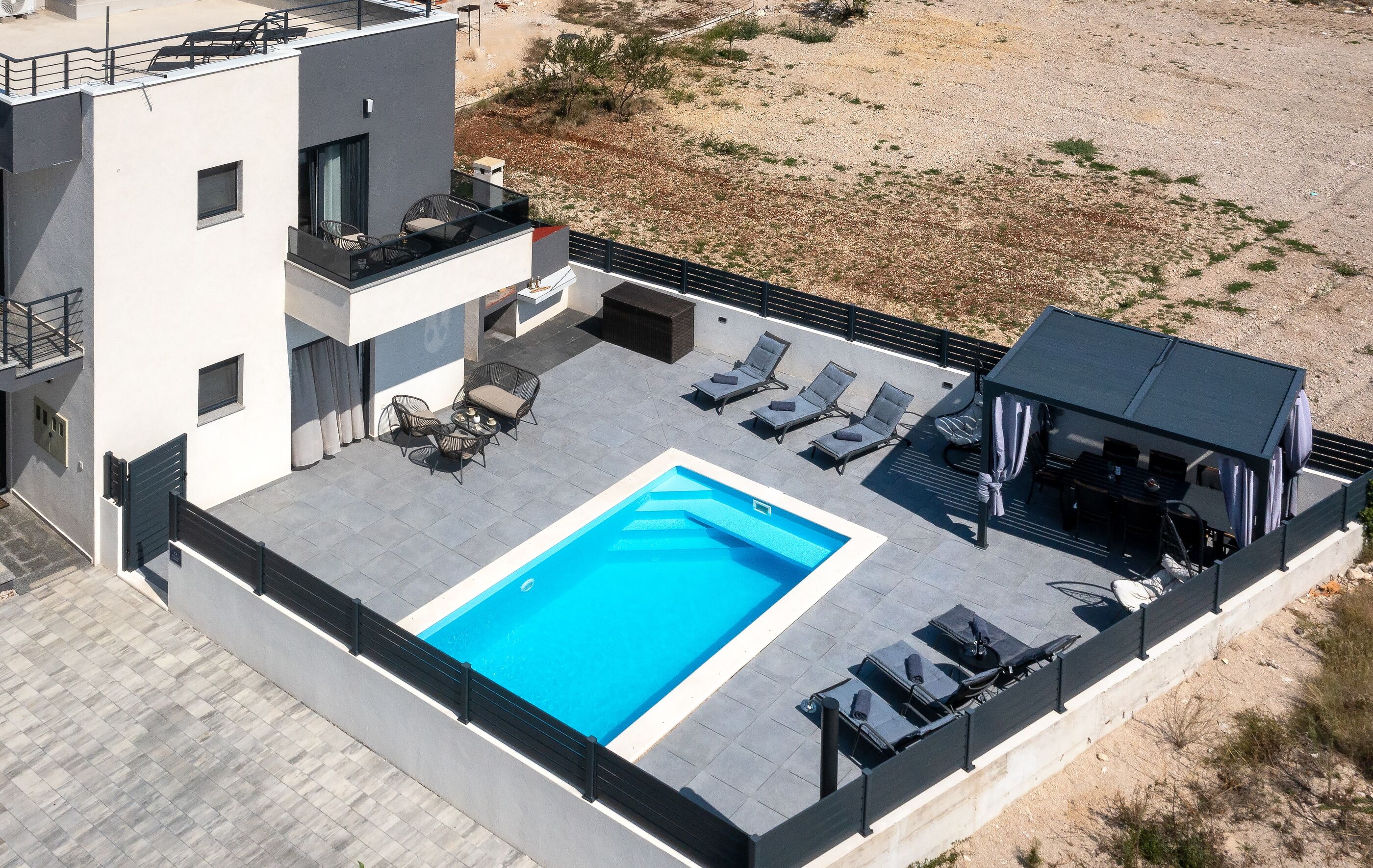 Villa Luxe V9361-K1
