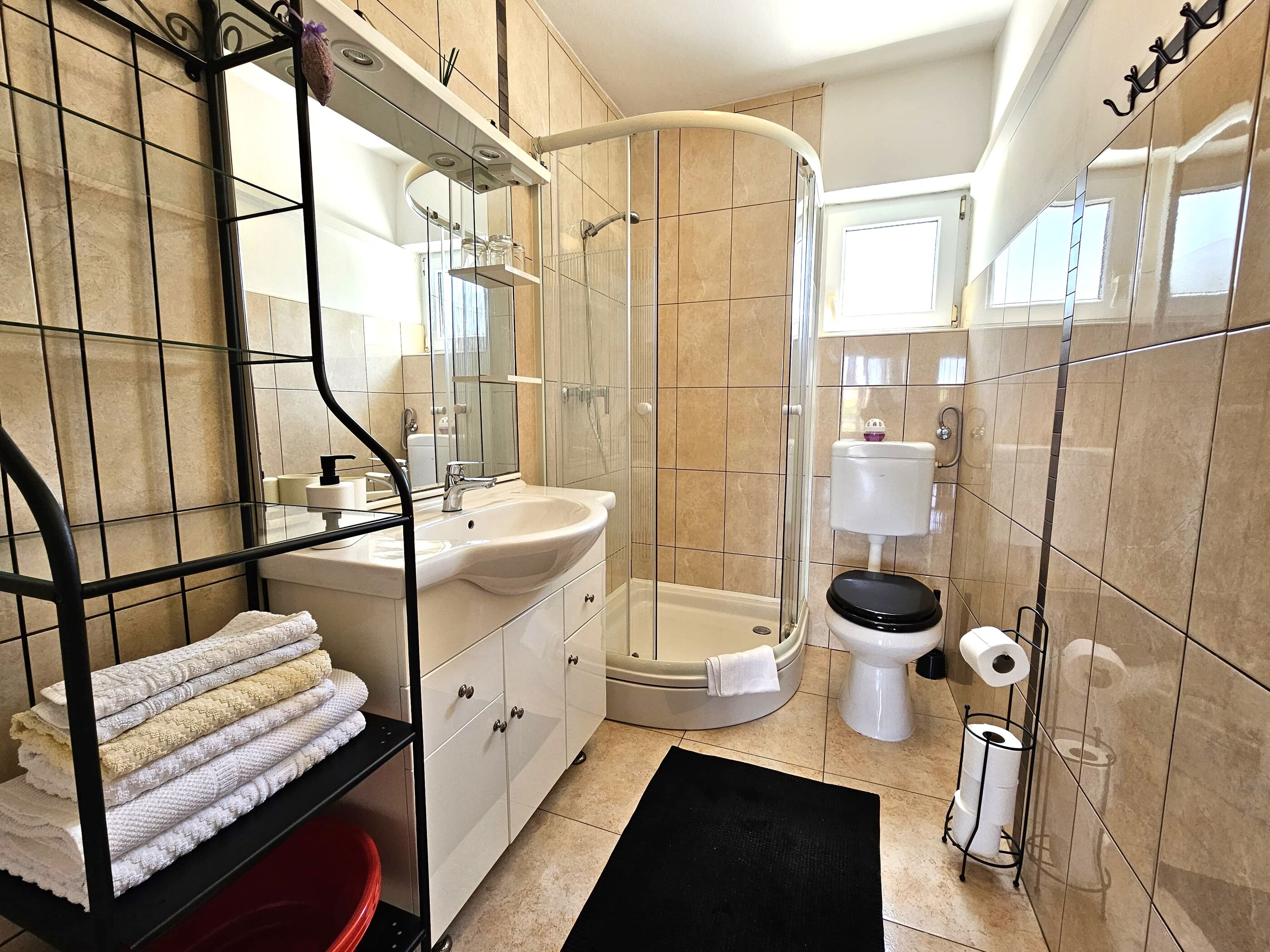 Apartments Mirko 94093-A1