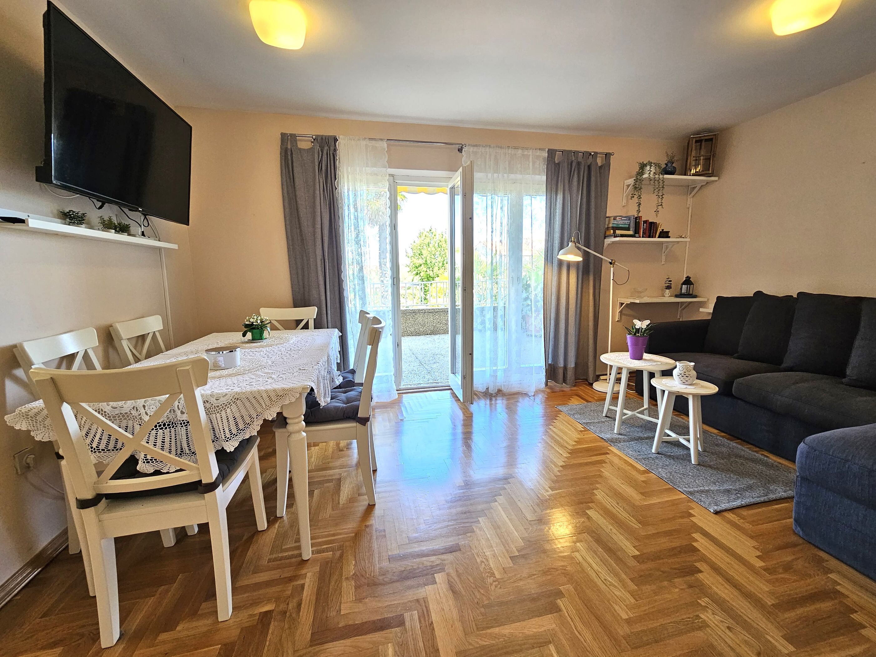 Apartments Mirko 94093-A1