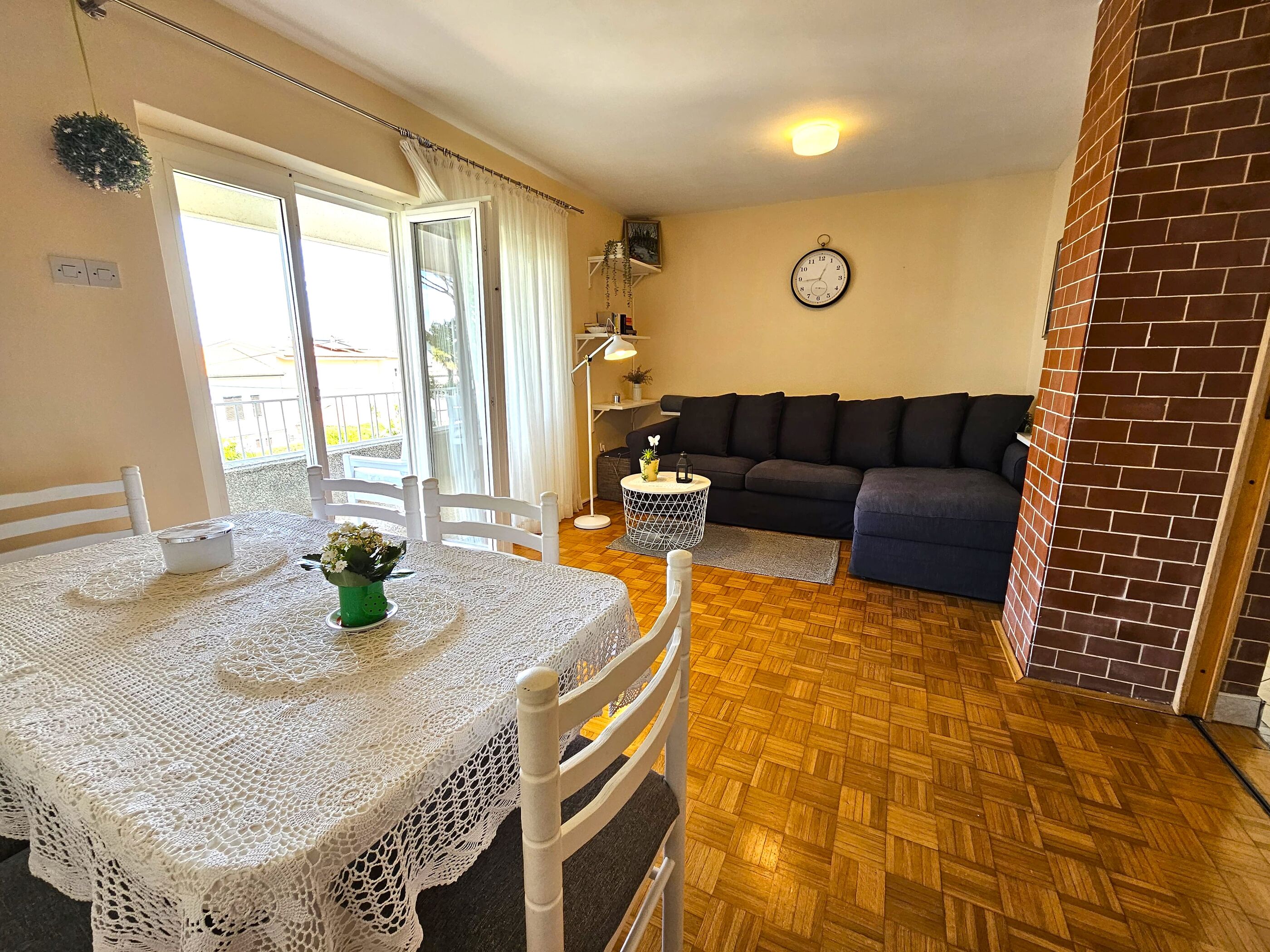 Apartments Mirko 94093-A2