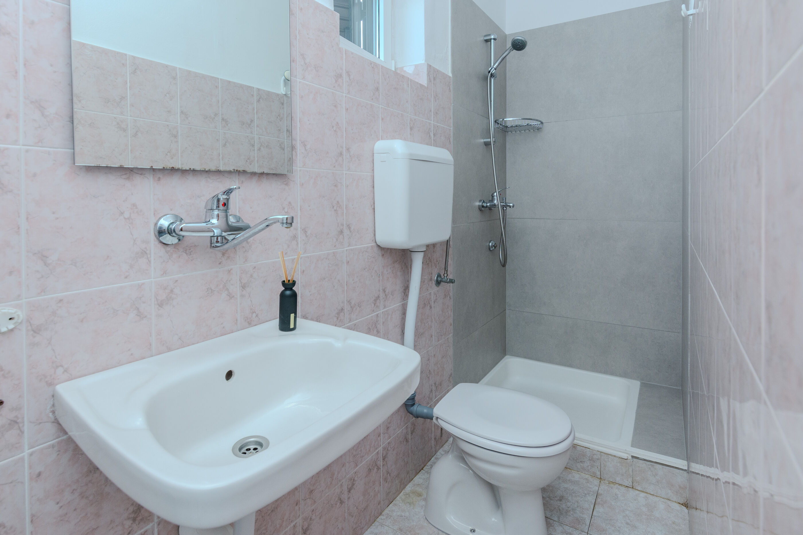 Apartments Ercegovic 11456-A1