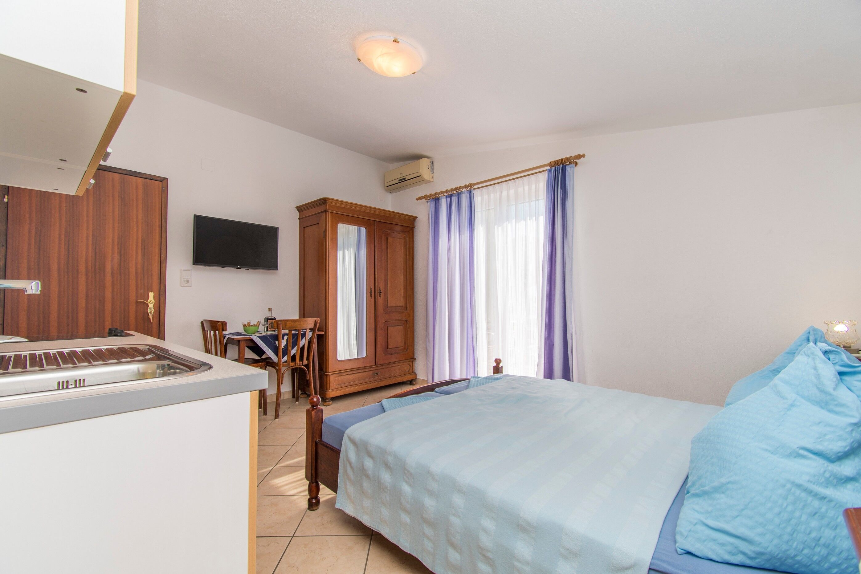 Apartments Antique Ivo 114751-A2