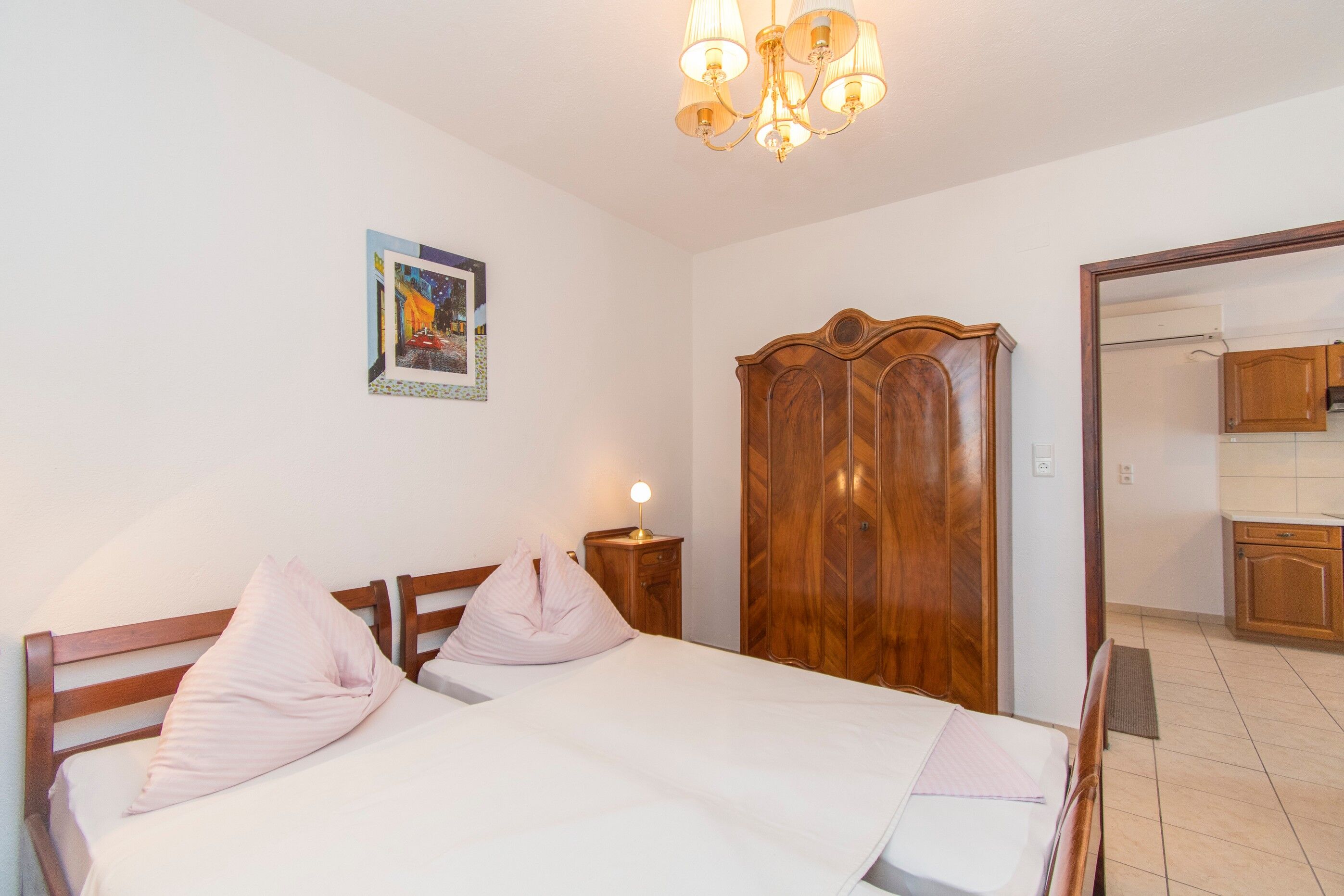 Apartments Antique Ivo 114751-A3