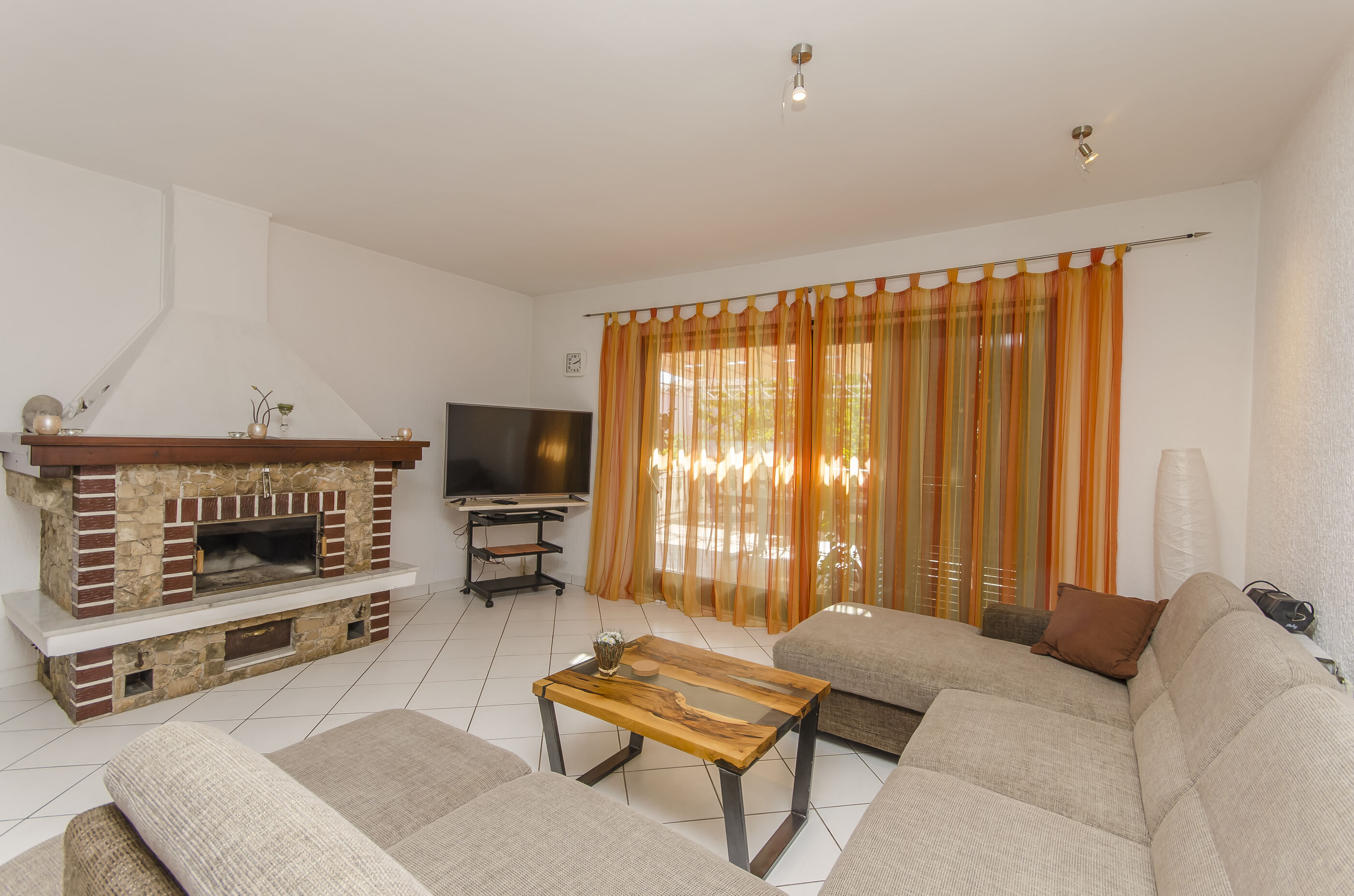 Apartment Tonkica 11201-A1