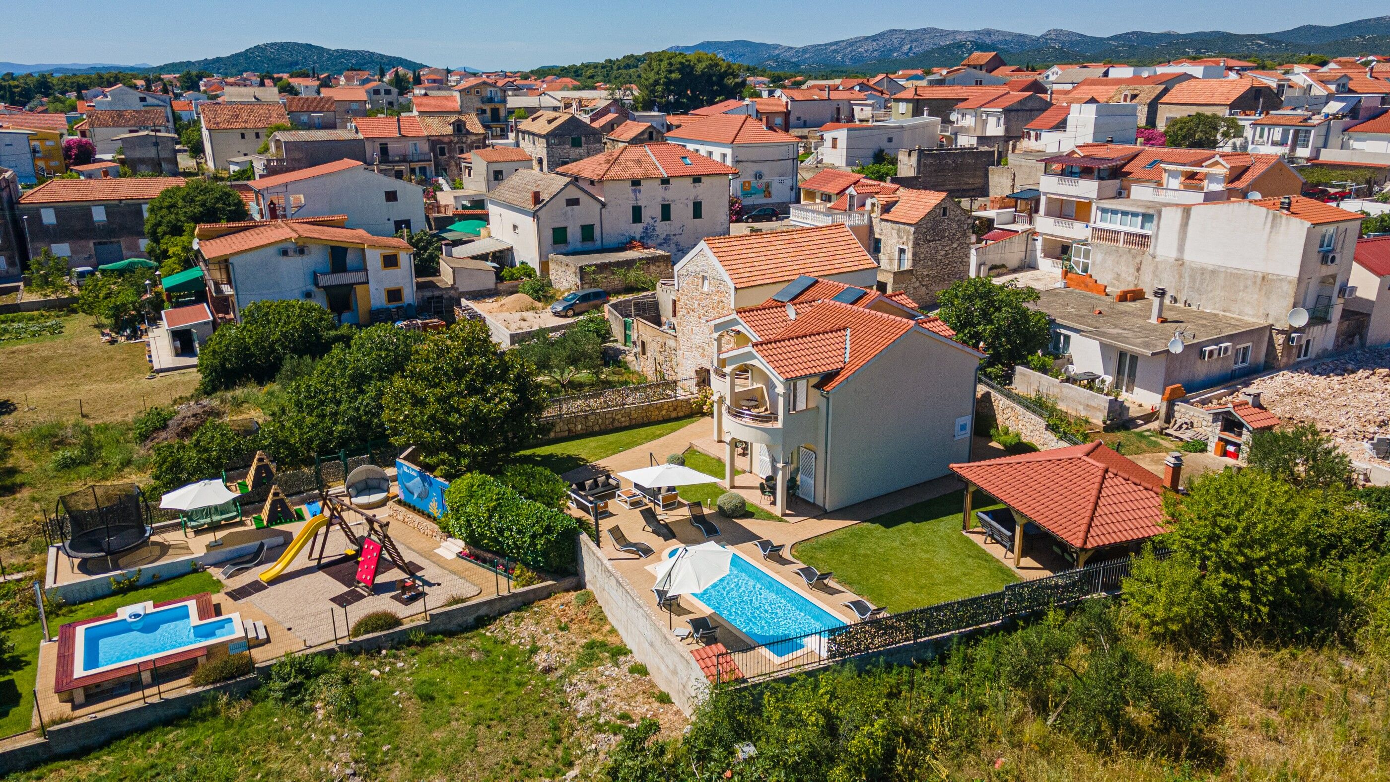 Villa Bašić V8801-K1