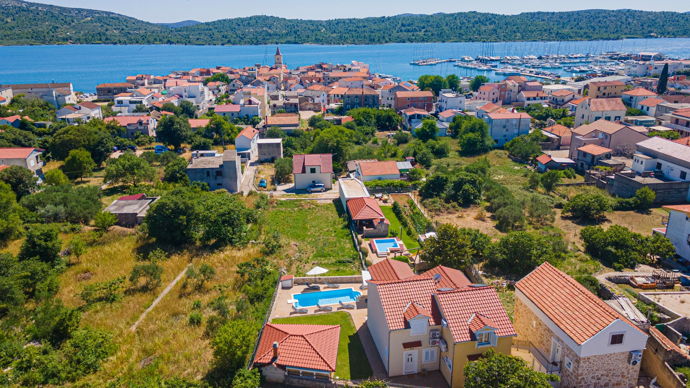 Villa Bašić V8801-K1