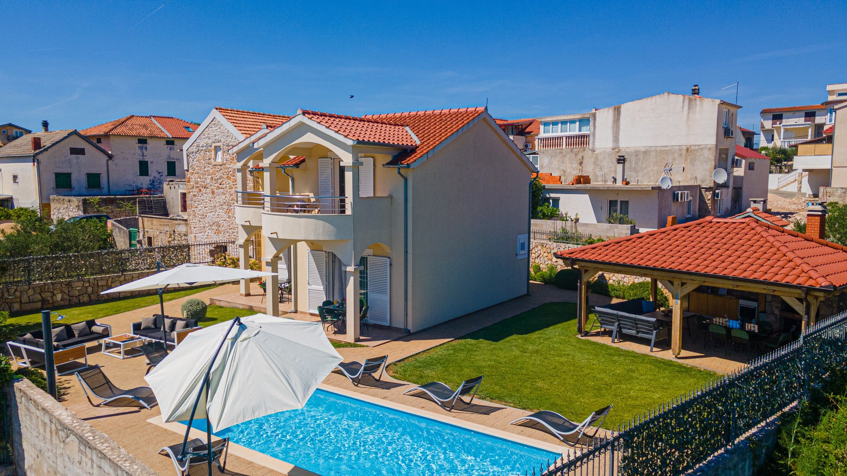Villa Bašić V8801-K1