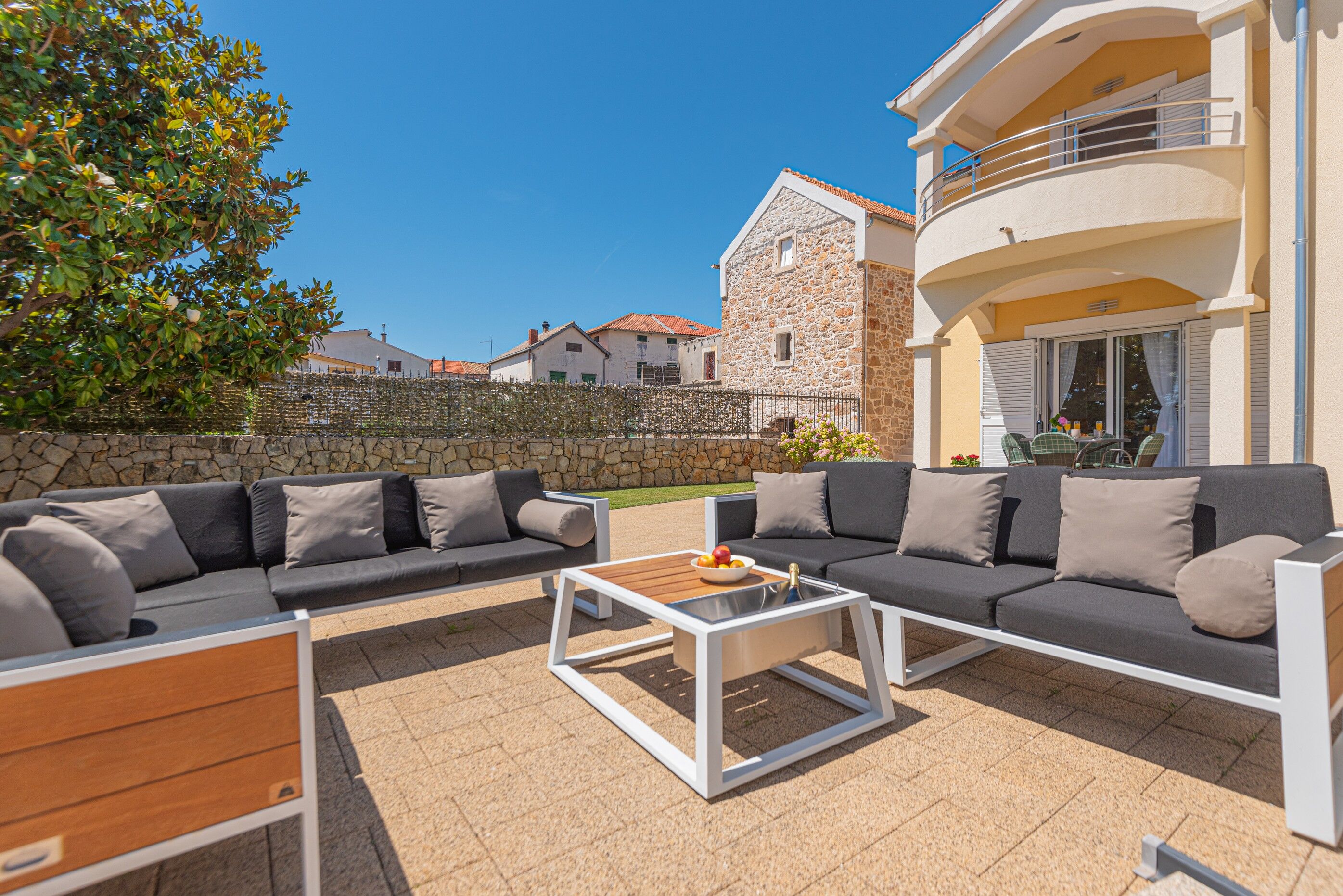 Villa Bašić V8801-K1