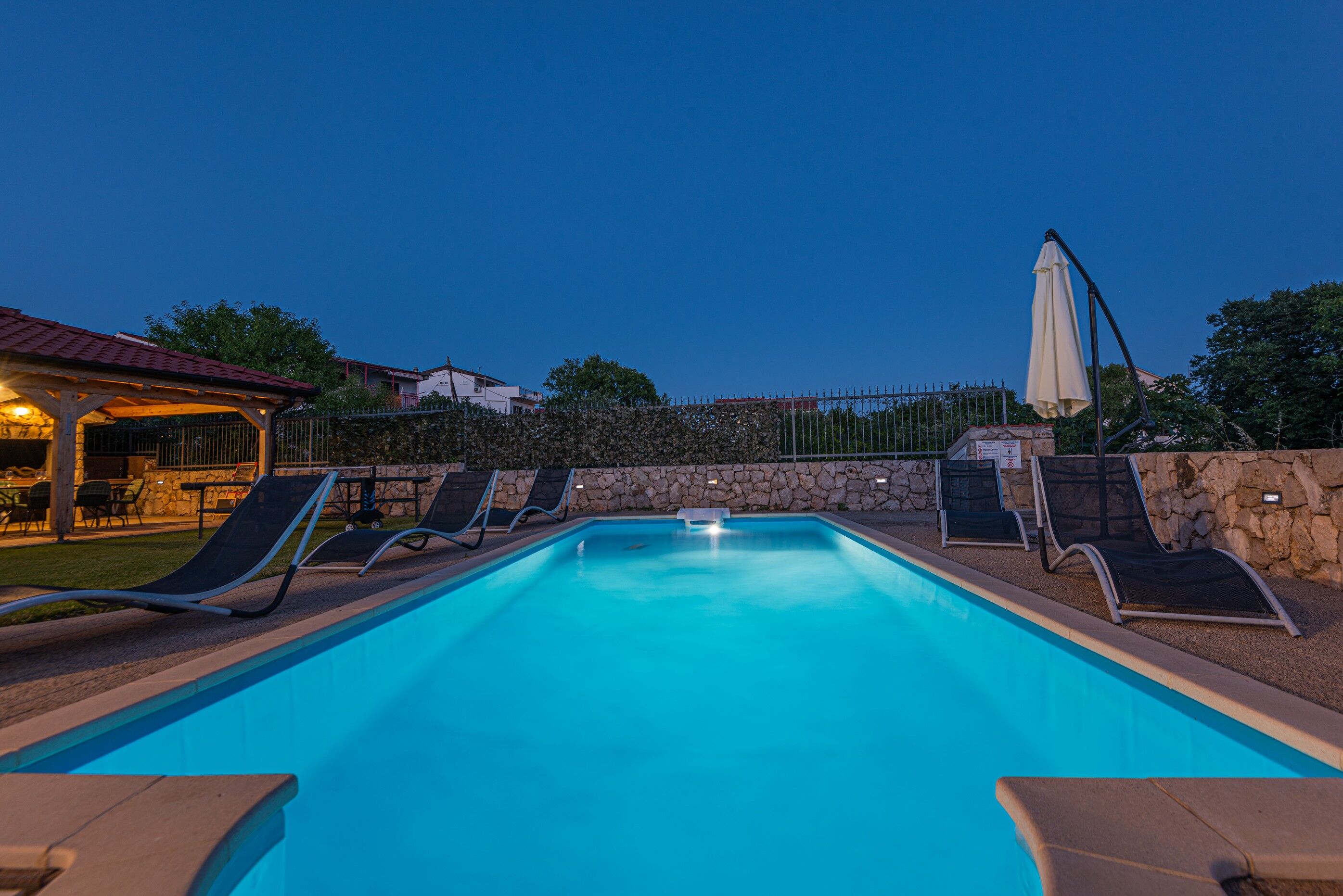 Villa Bašić V8801-K1