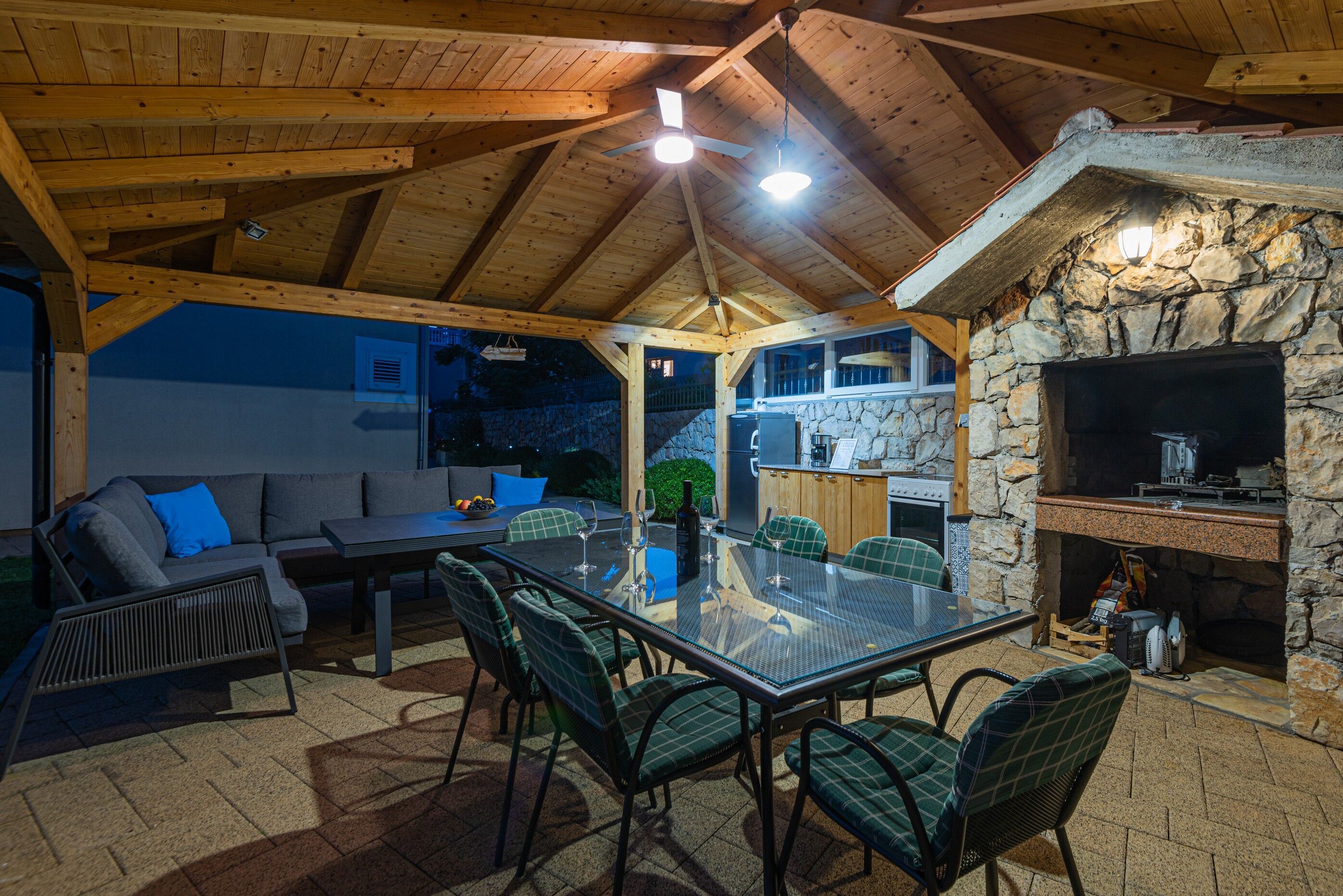 Villa Bašić V8801-K1