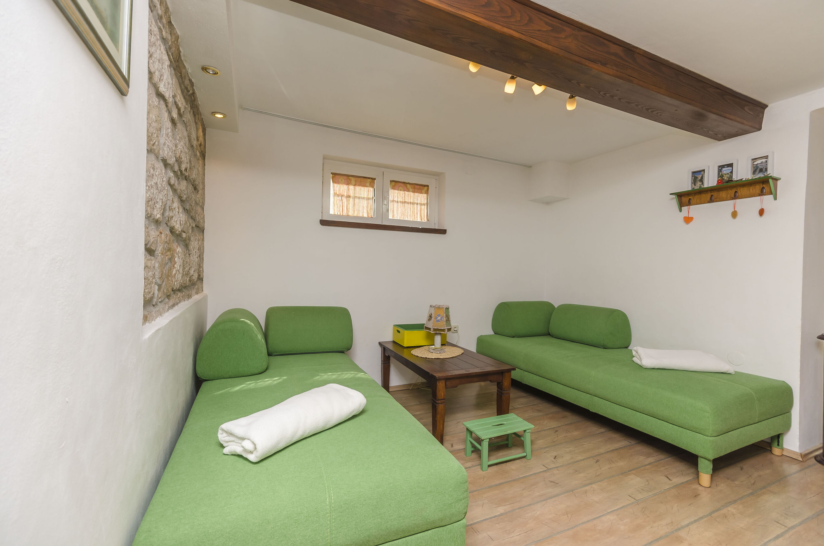 Apartman Island memories A1