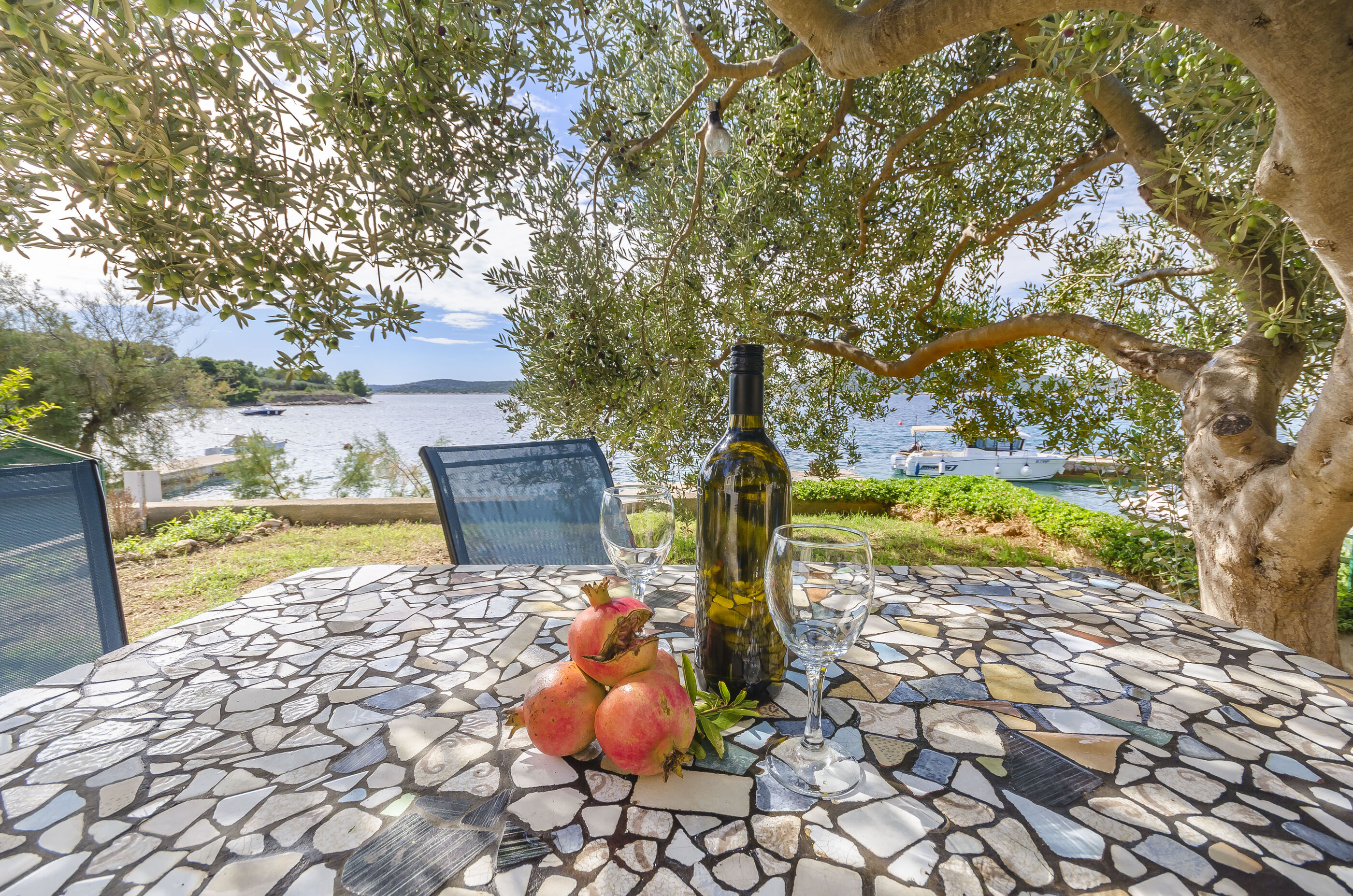 Apartman Island memories A1