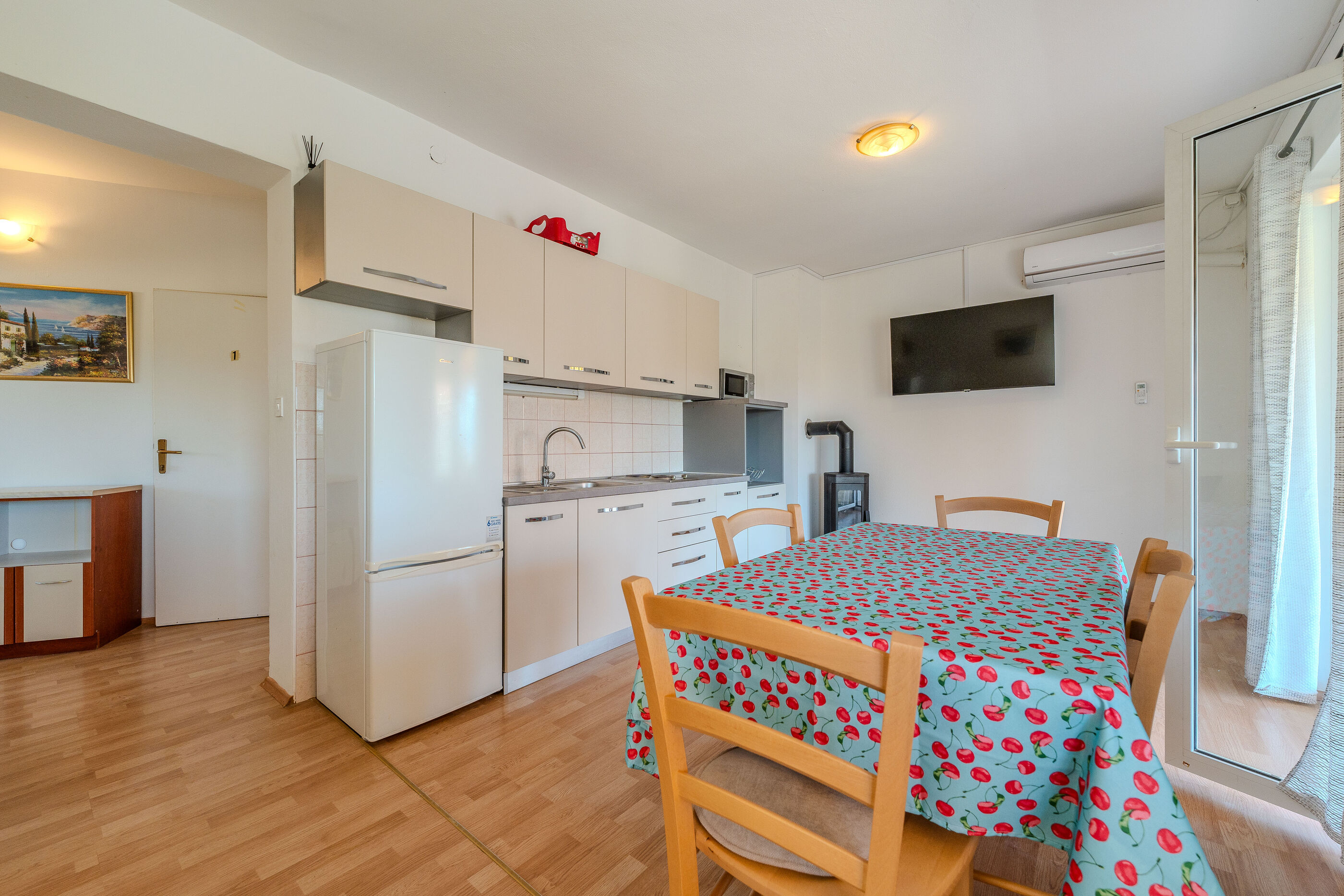 Apartments Mlađo 103941-A1