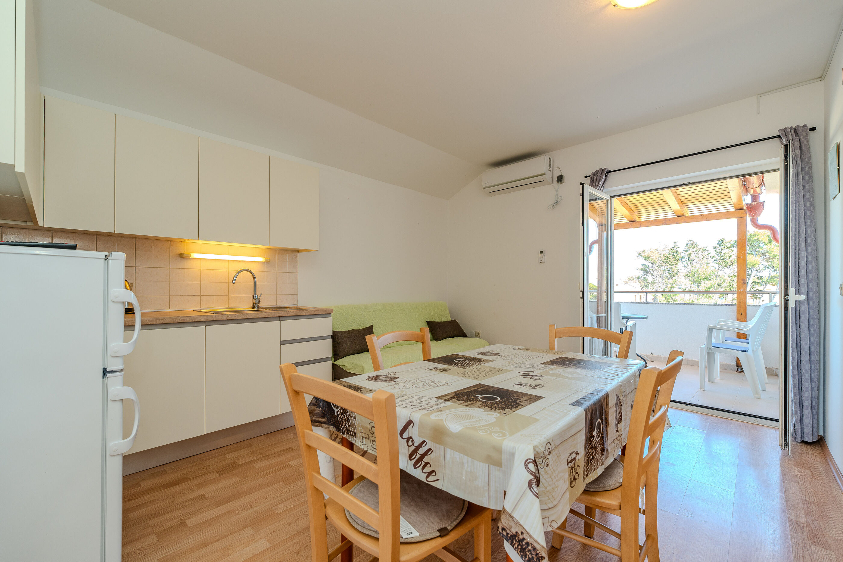 Apartments Mlađo 103941-A4