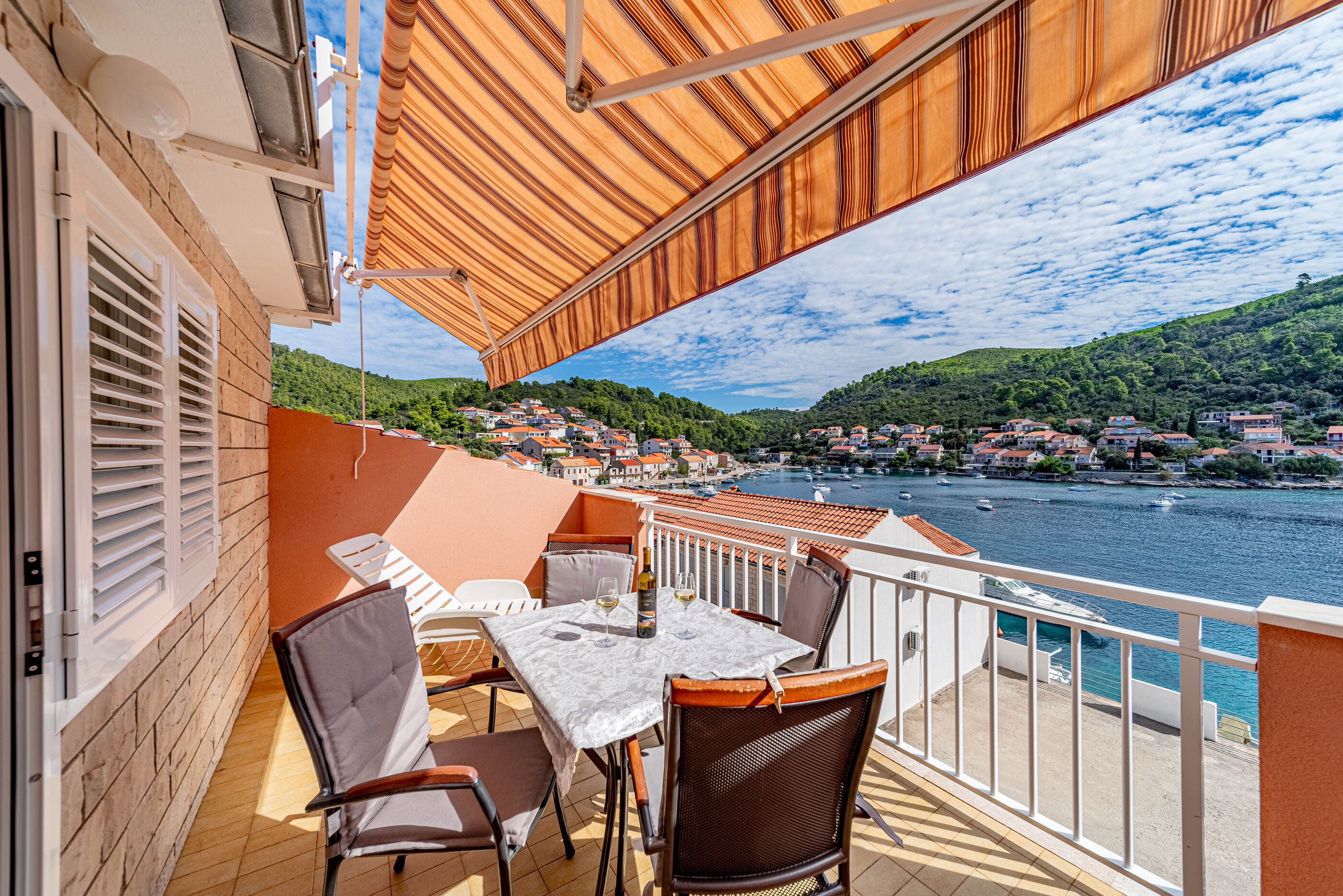 Apartments Vesna 10881-A1