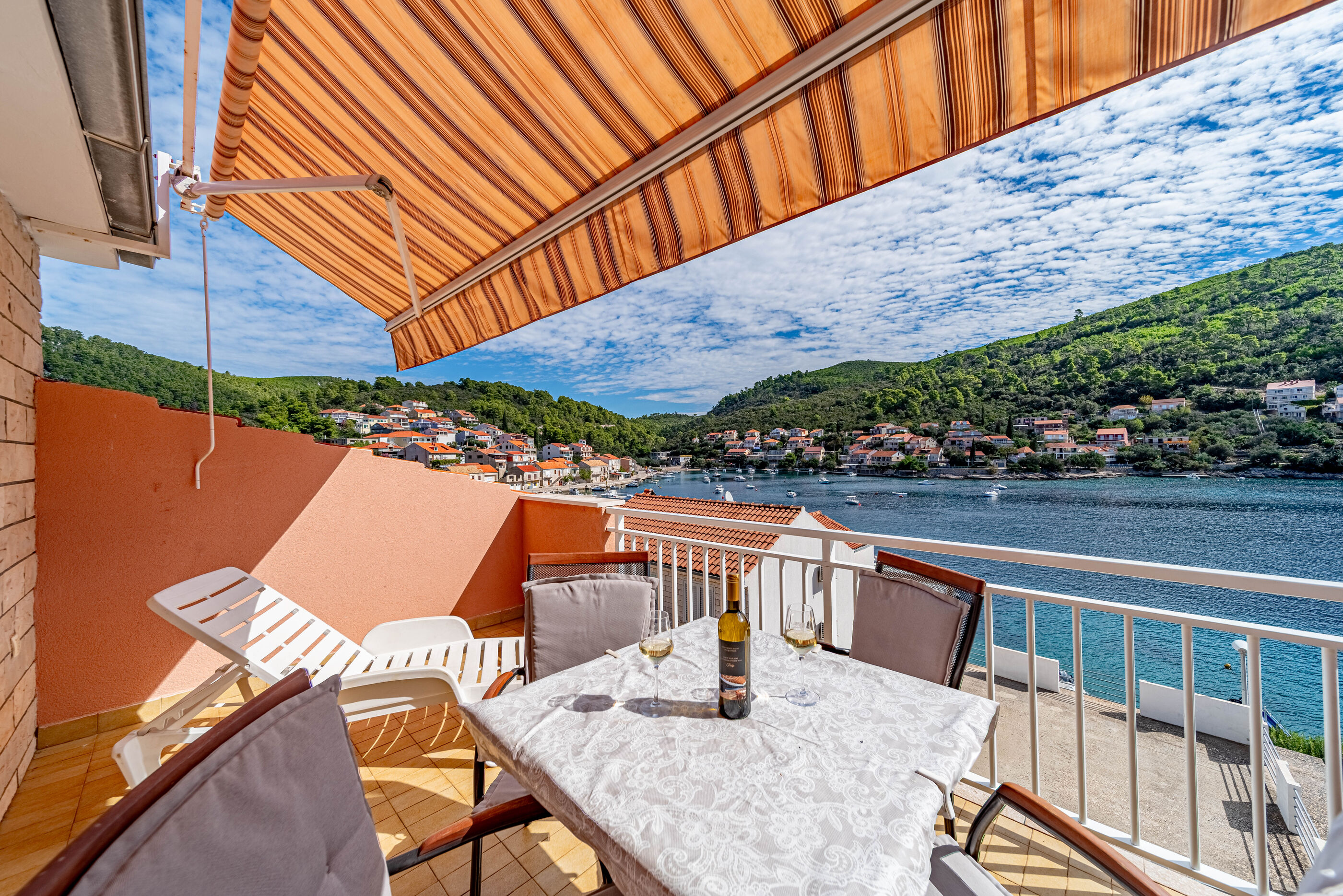 Apartments Vesna 10881-A1