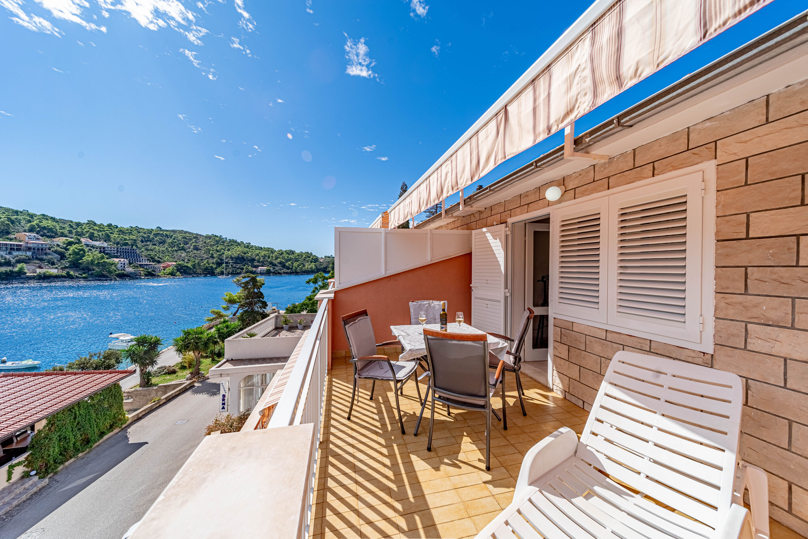Apartments Vesna 10881-A1