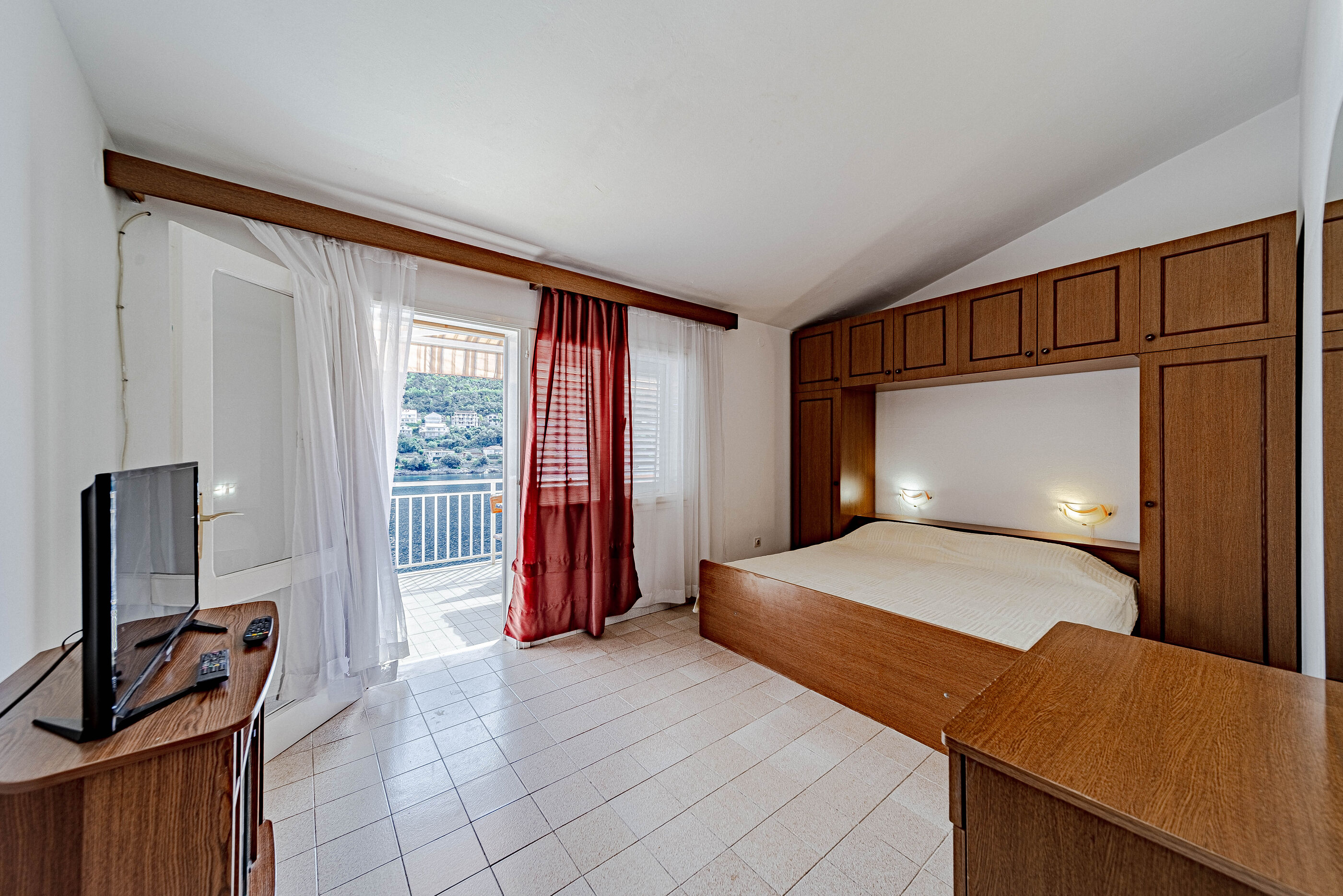 Apartments Vesna 10881-A2