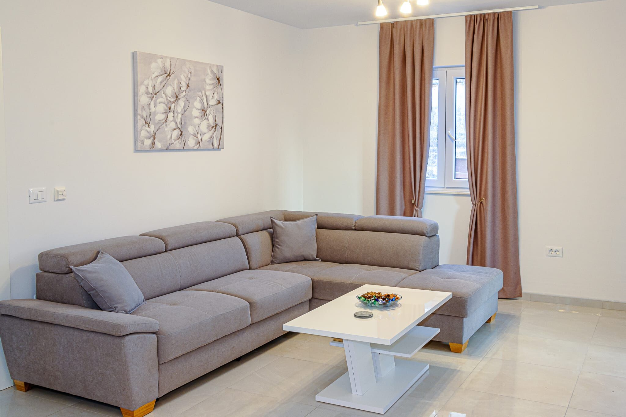 Apartments Nikol 114781-A1