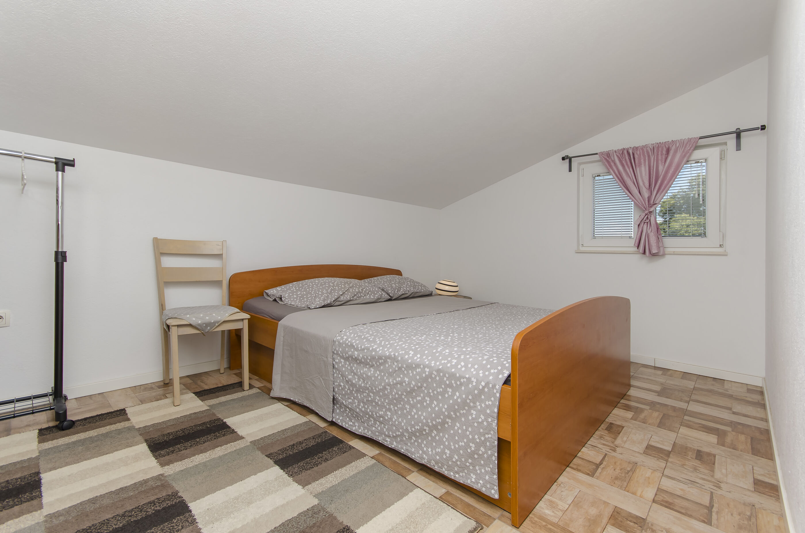 Apartments Snjezana 61211-A1