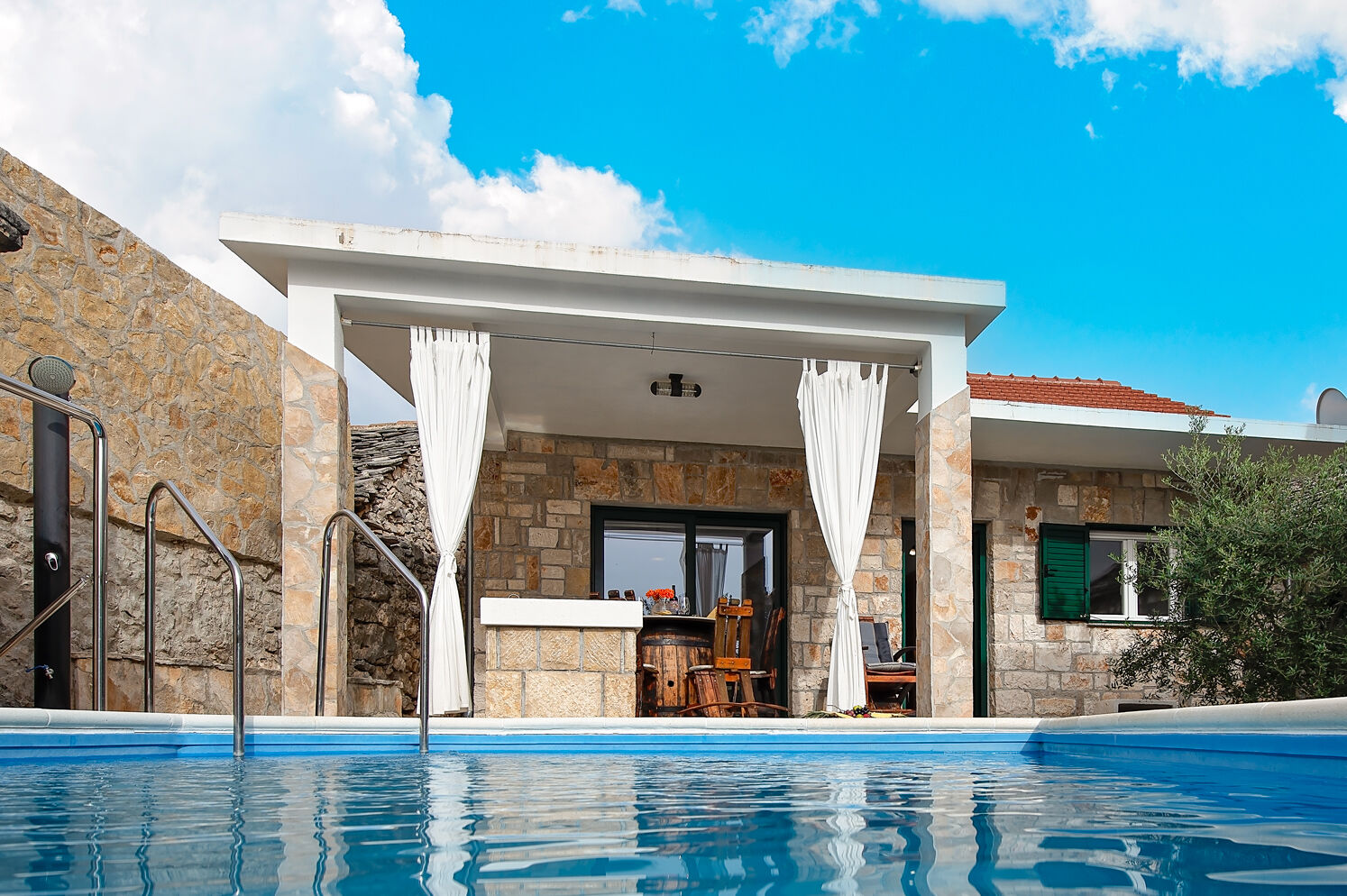 Villa Romantic Oasis V4522-K1
