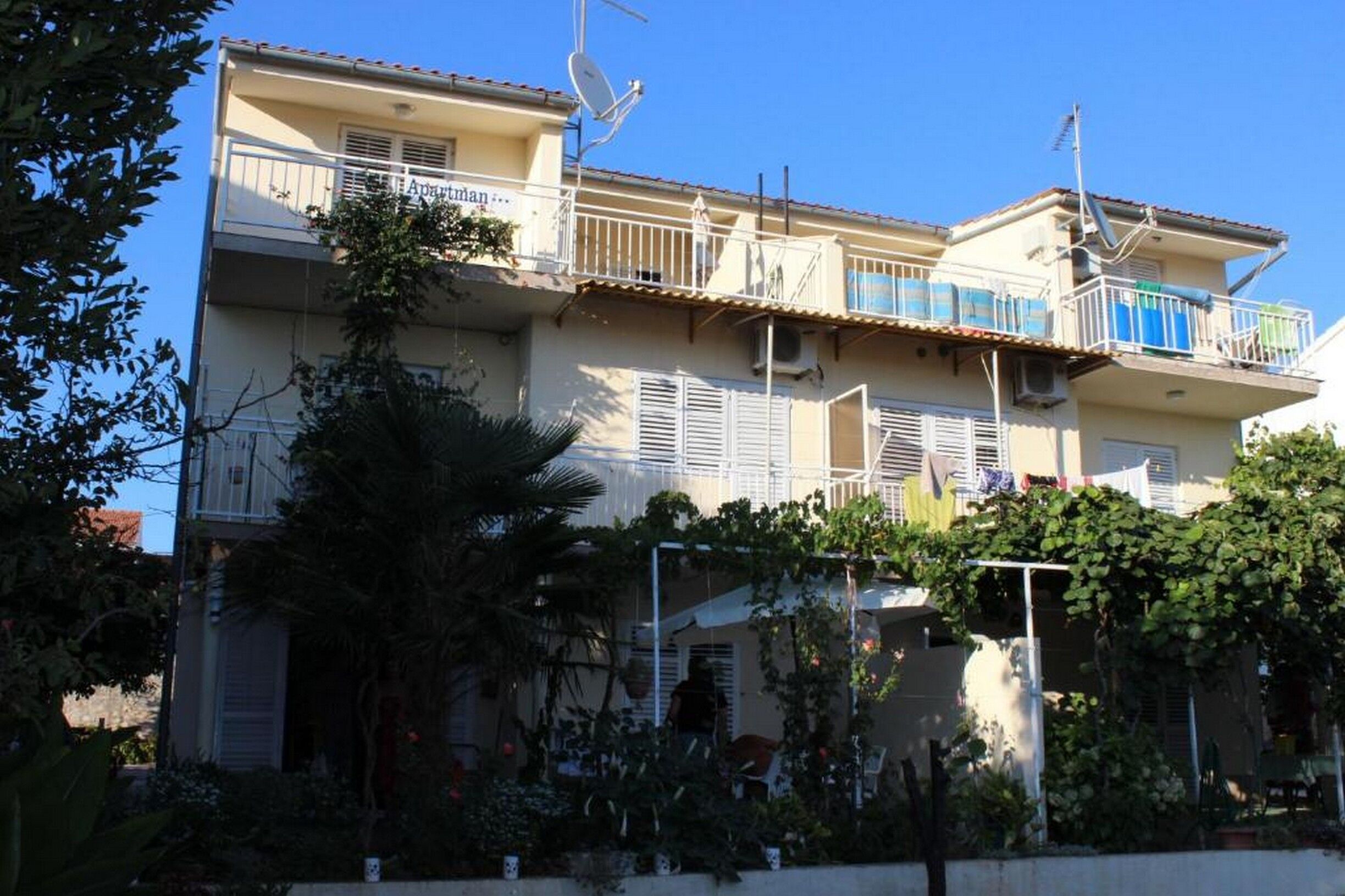 Apartments Beachfront Srima 114811-A3