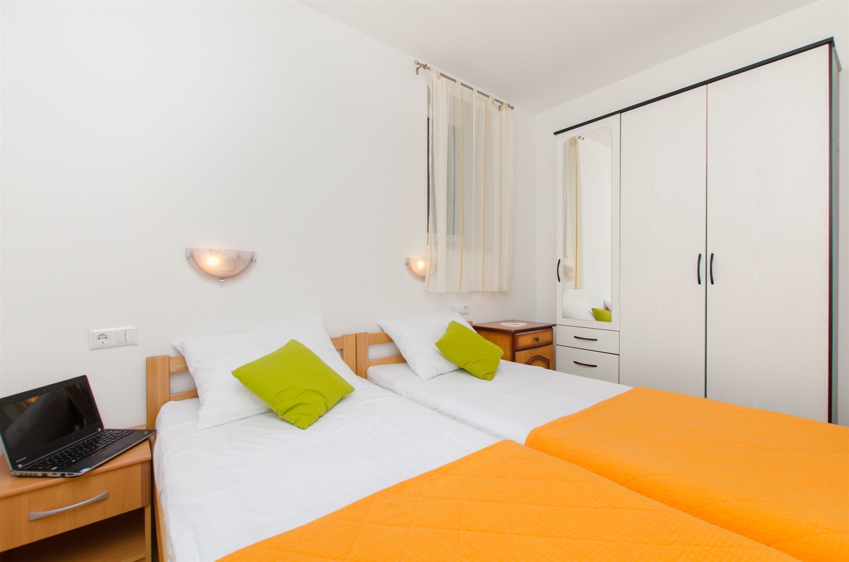 Apartments Mira 44971-A3