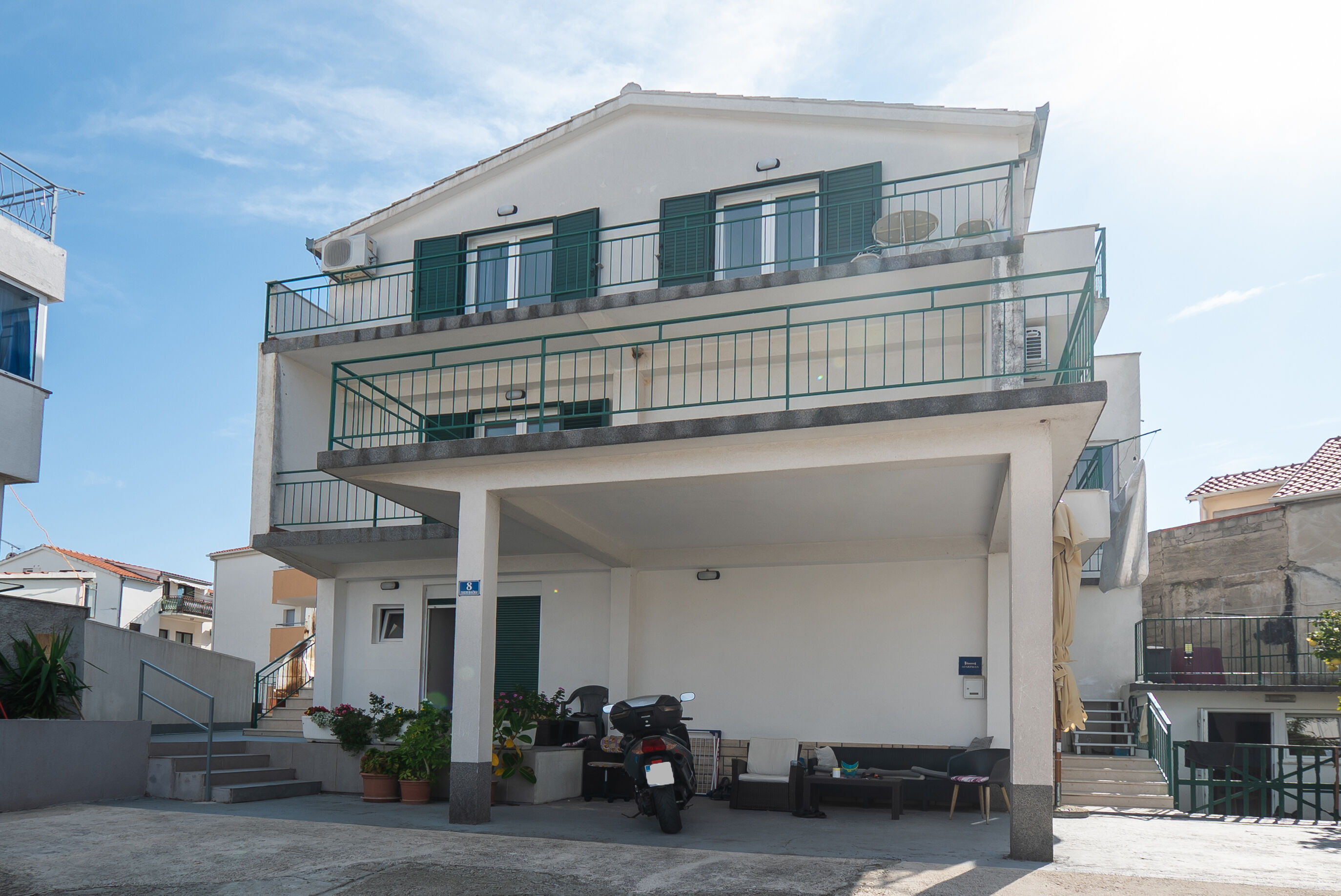 Apartments Polly 49951-A3
