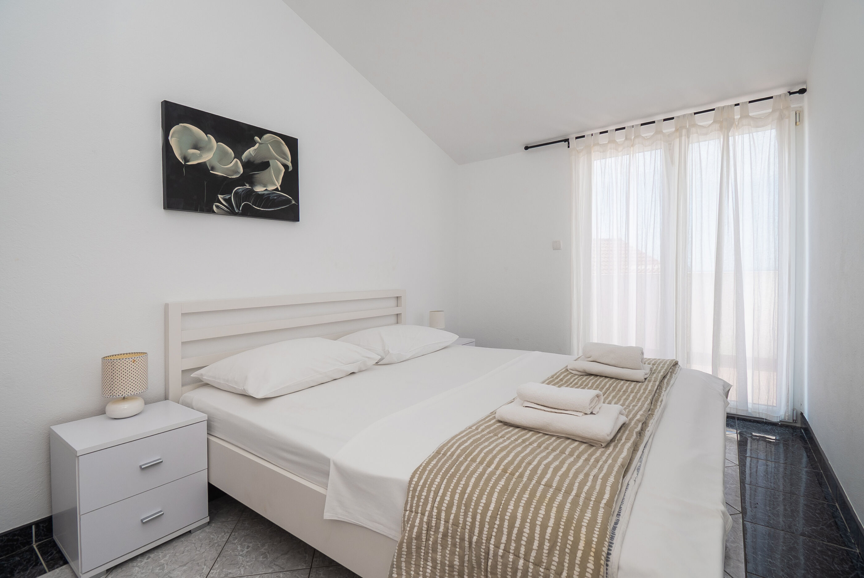 Apartments Polly 49951-A2