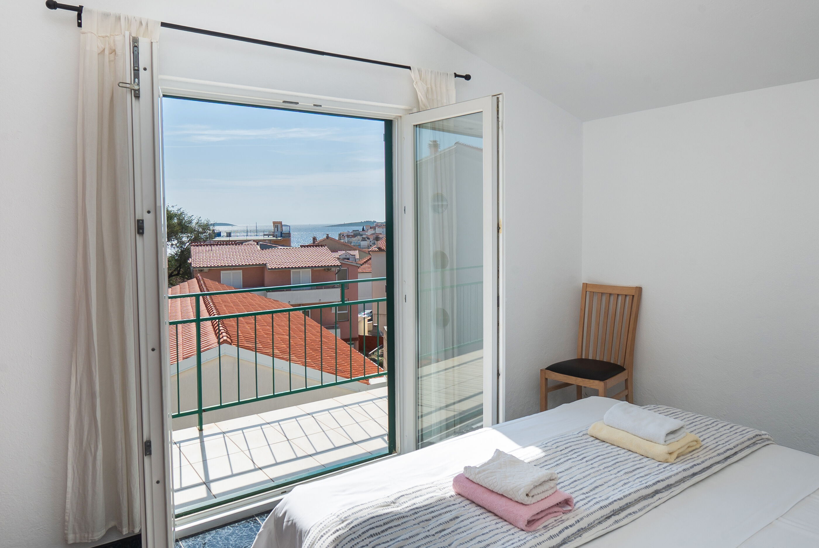 Apartments Polly 49951-A2